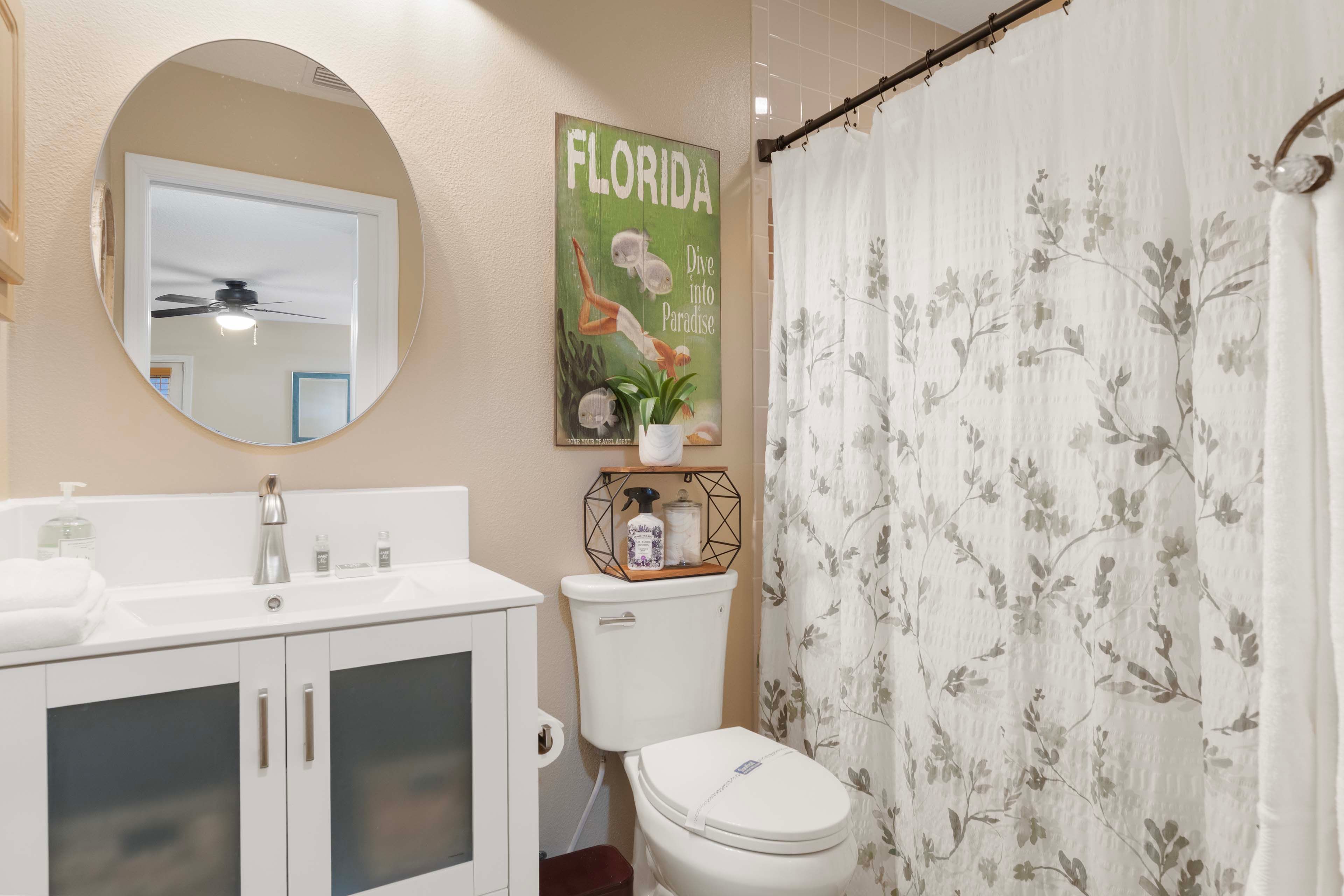 En-Suite Bathroom | Towels Provided | Hair Dryer