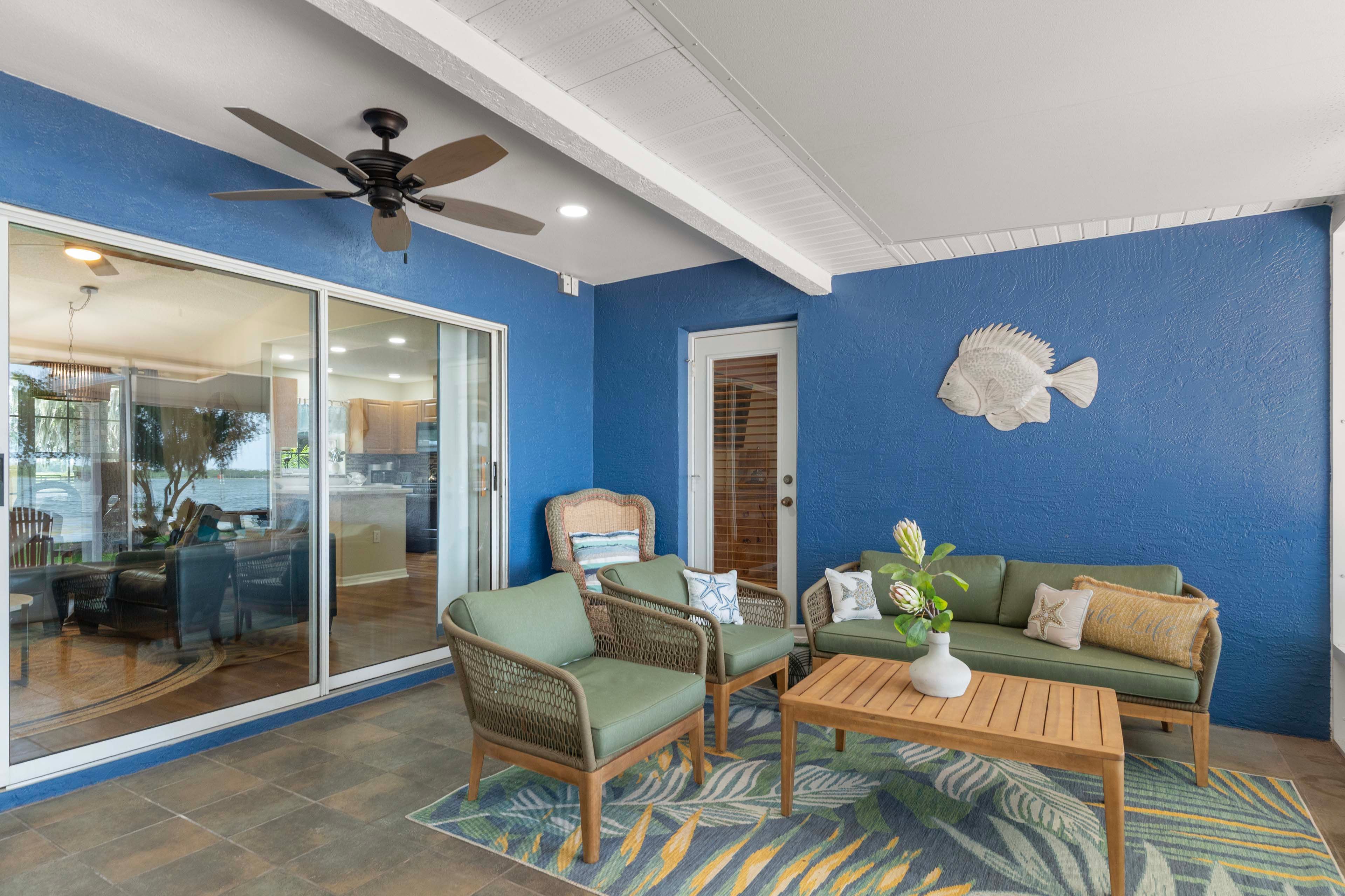 Screened Porch | Outdoor Seating