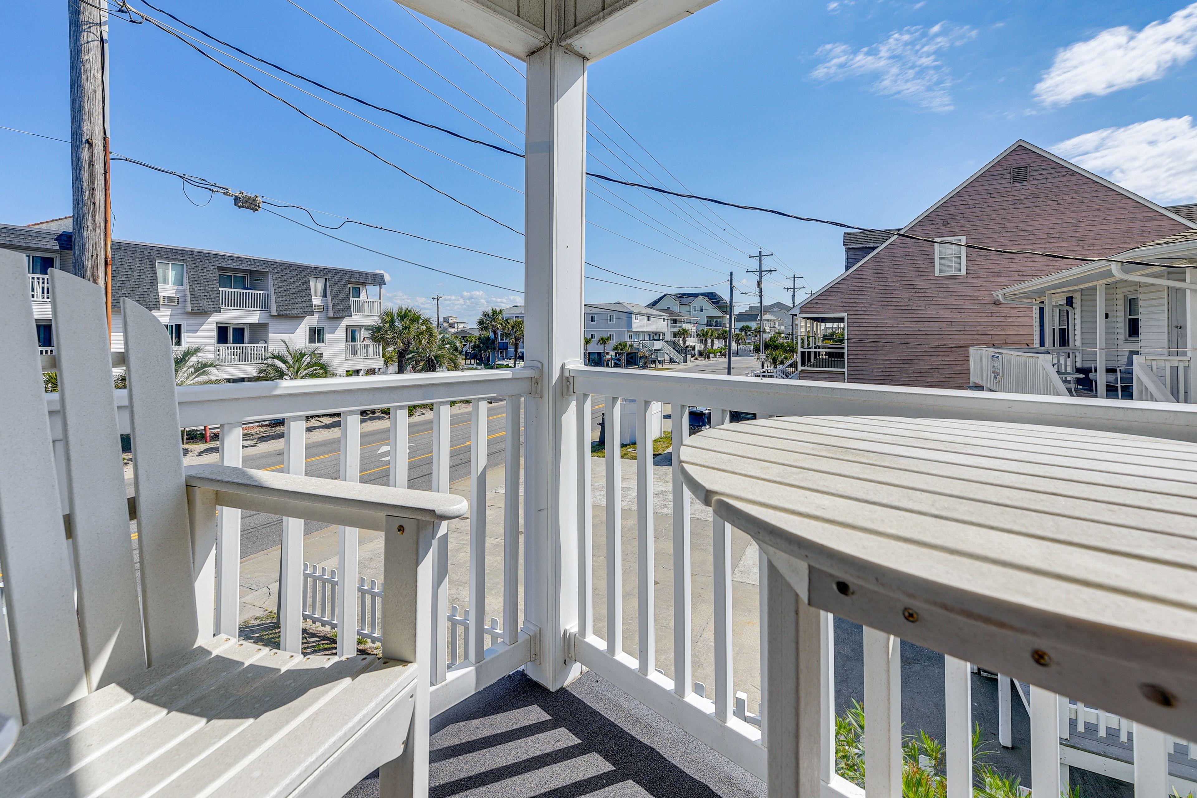 Balcony | Dining Area