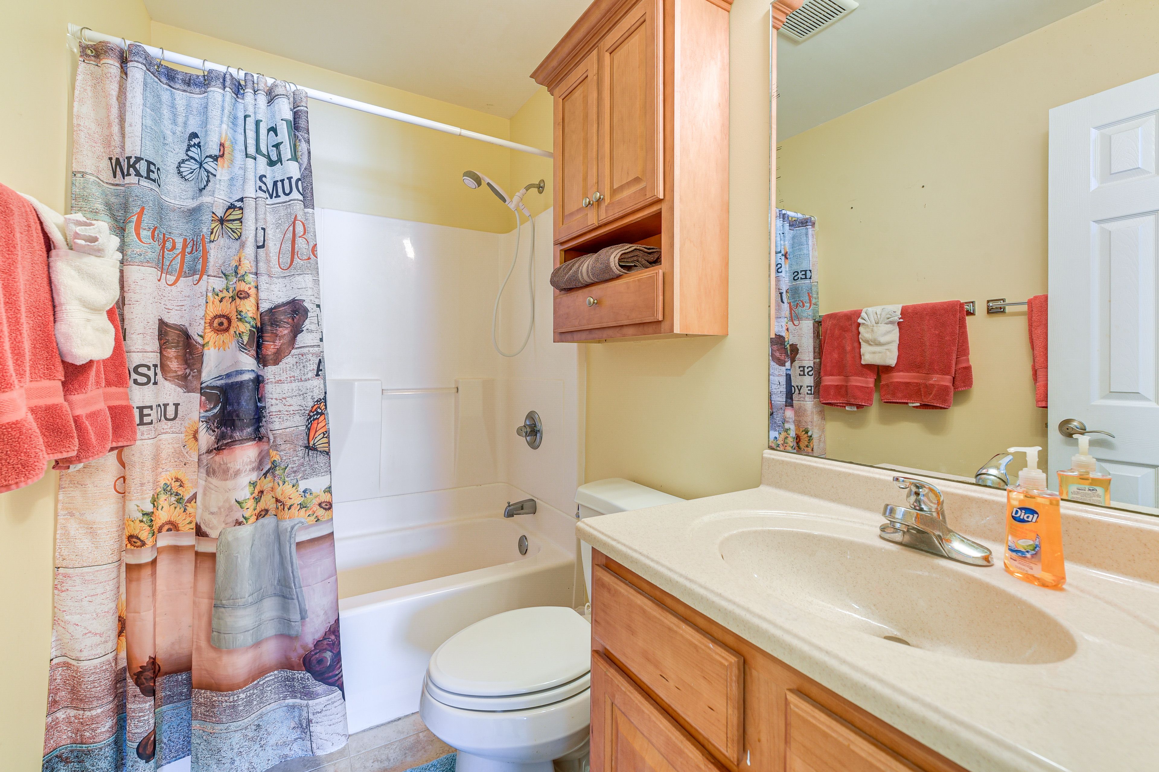 Full Bathroom