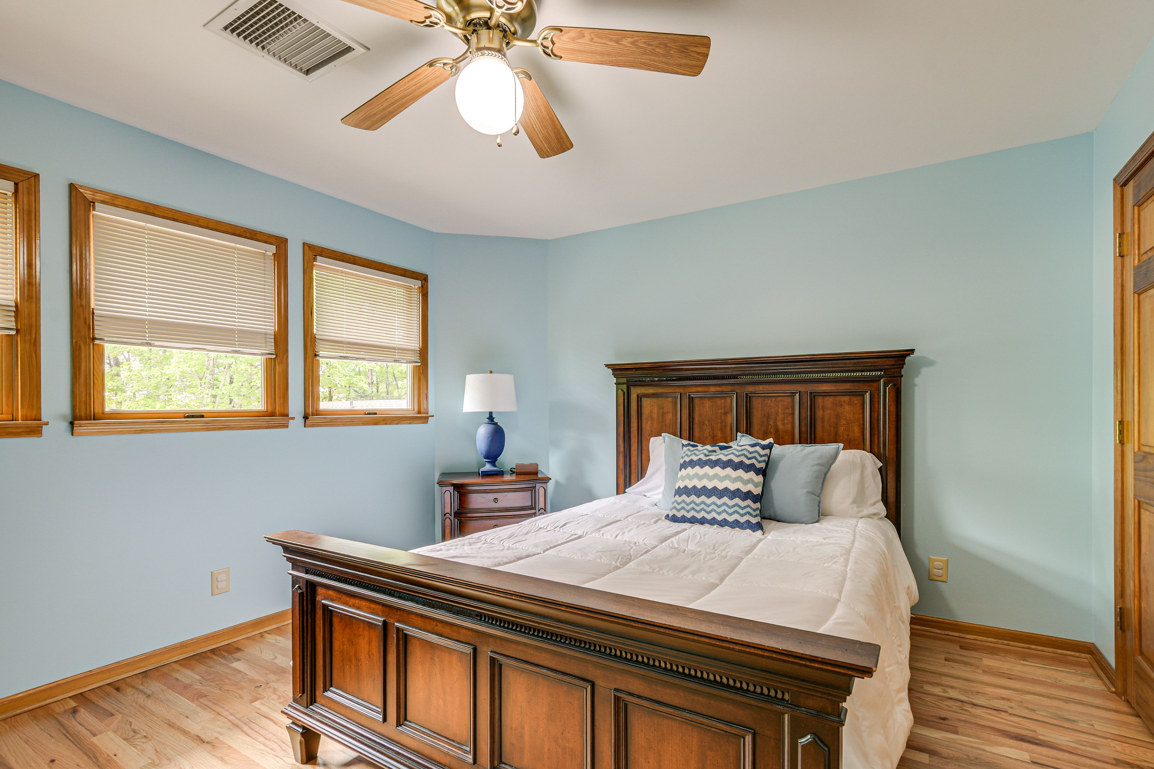 Bedroom 3 | Queen Bed | Portable Crib | 2nd Floor
