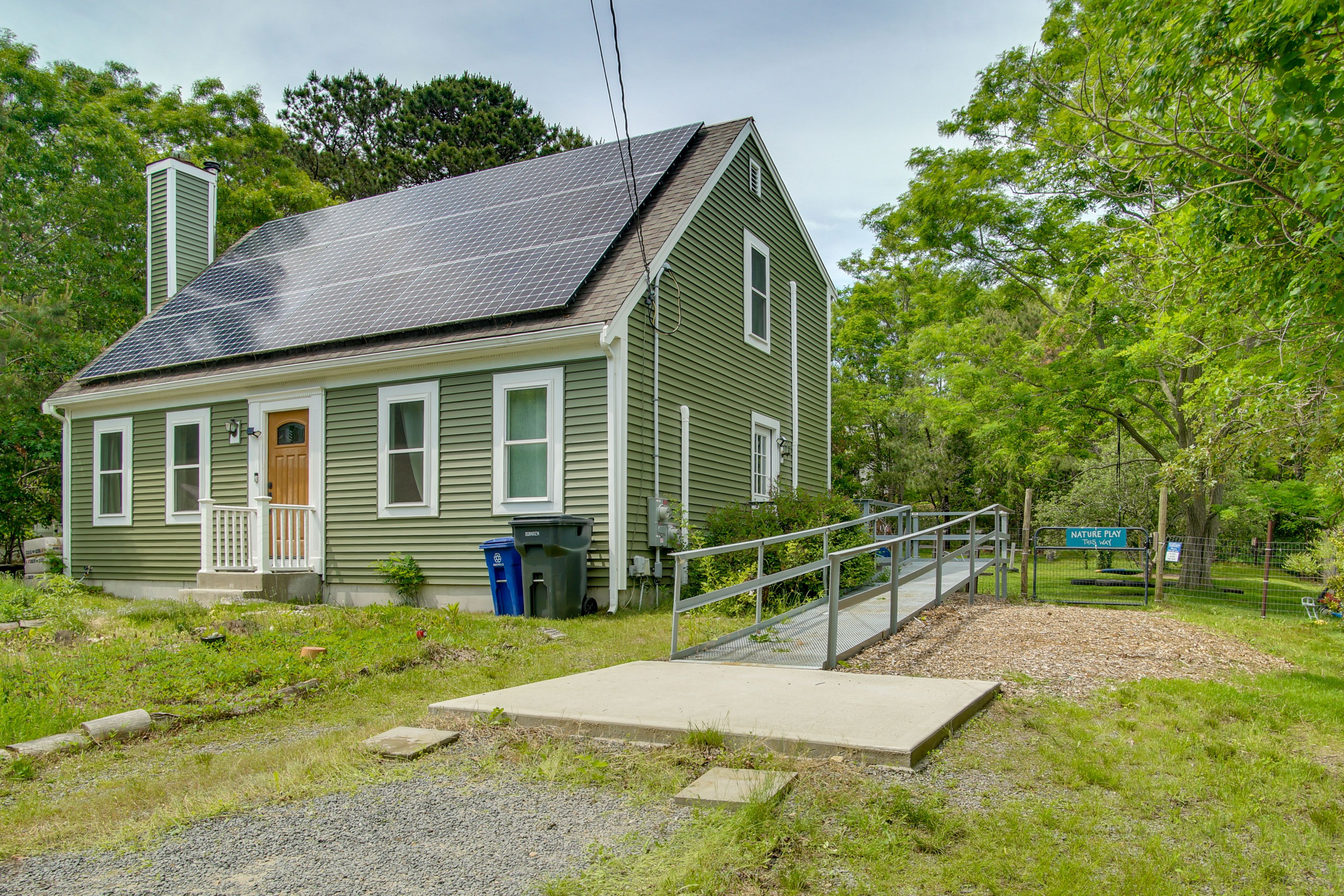 Front Exterior | Driveway (4 Vehicles)
