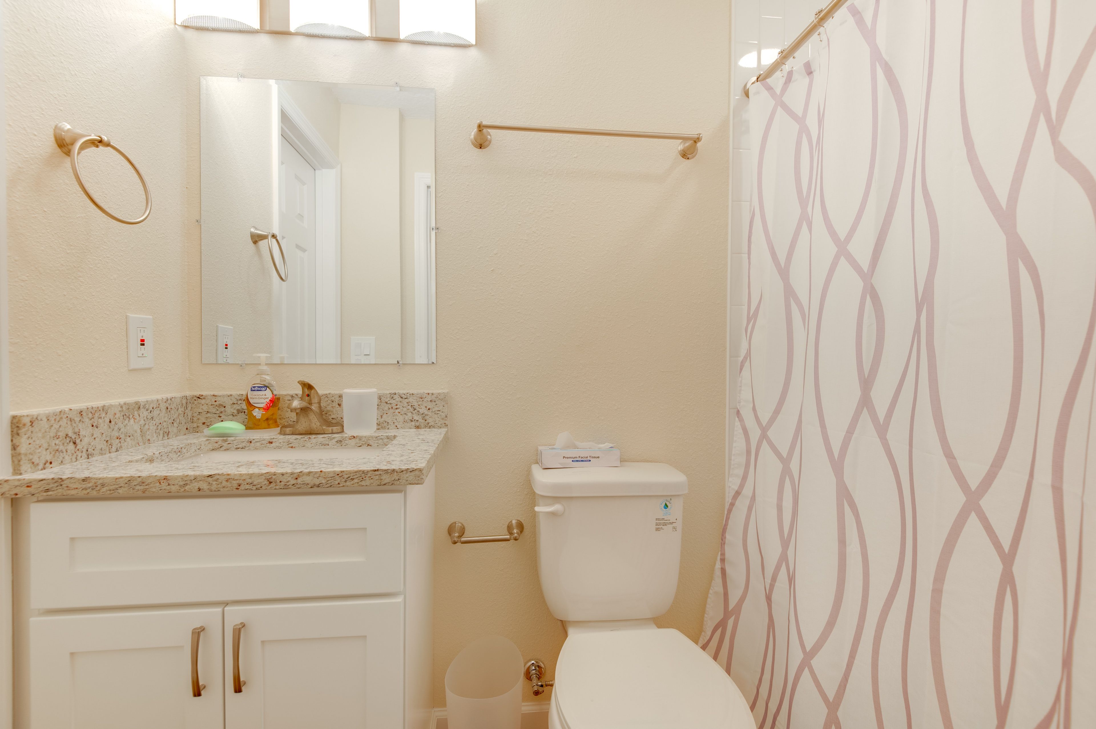 Bathroom | Towels Provided