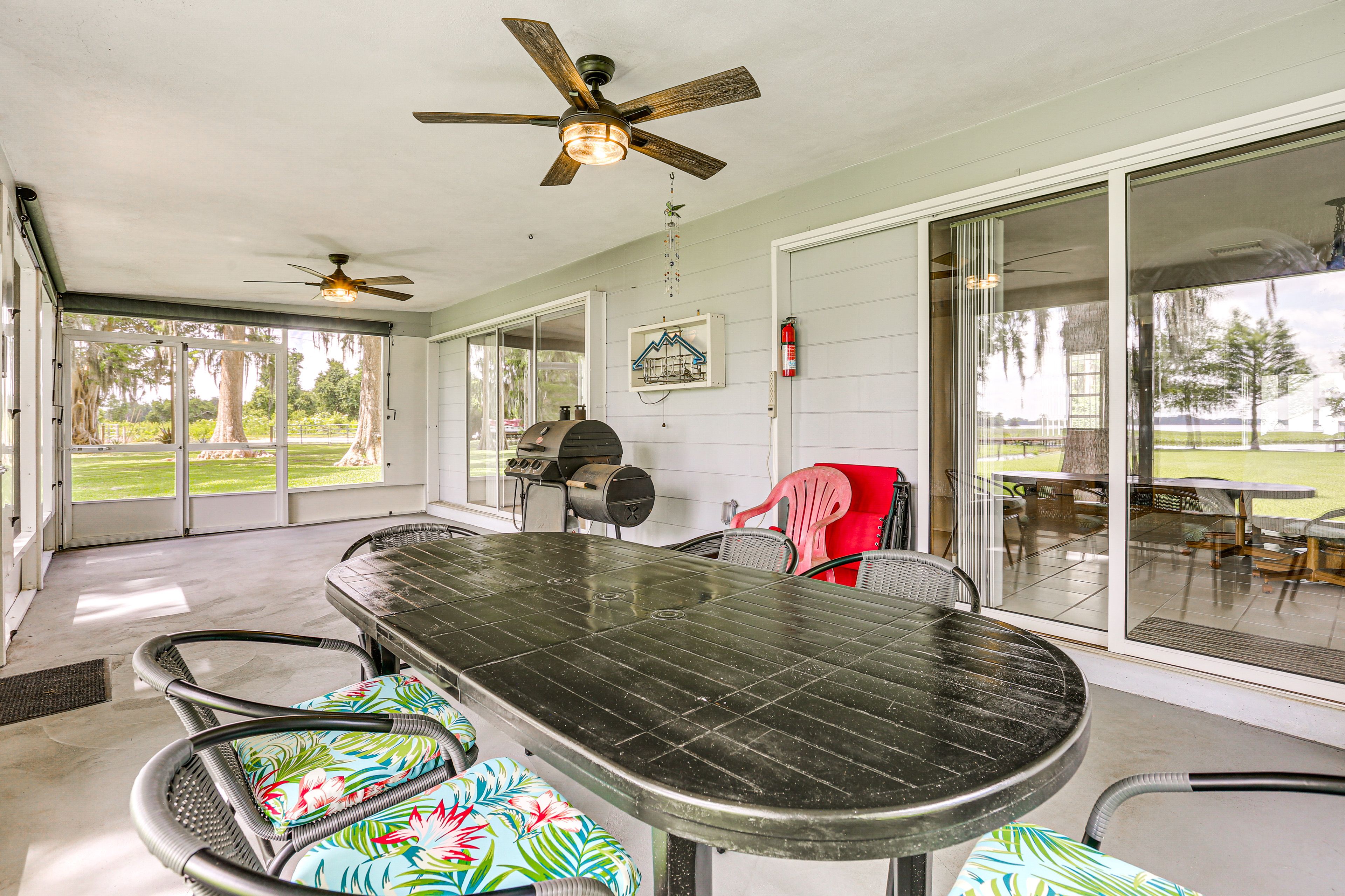 Screened Porch | Outdoor Dining | Gas Grill