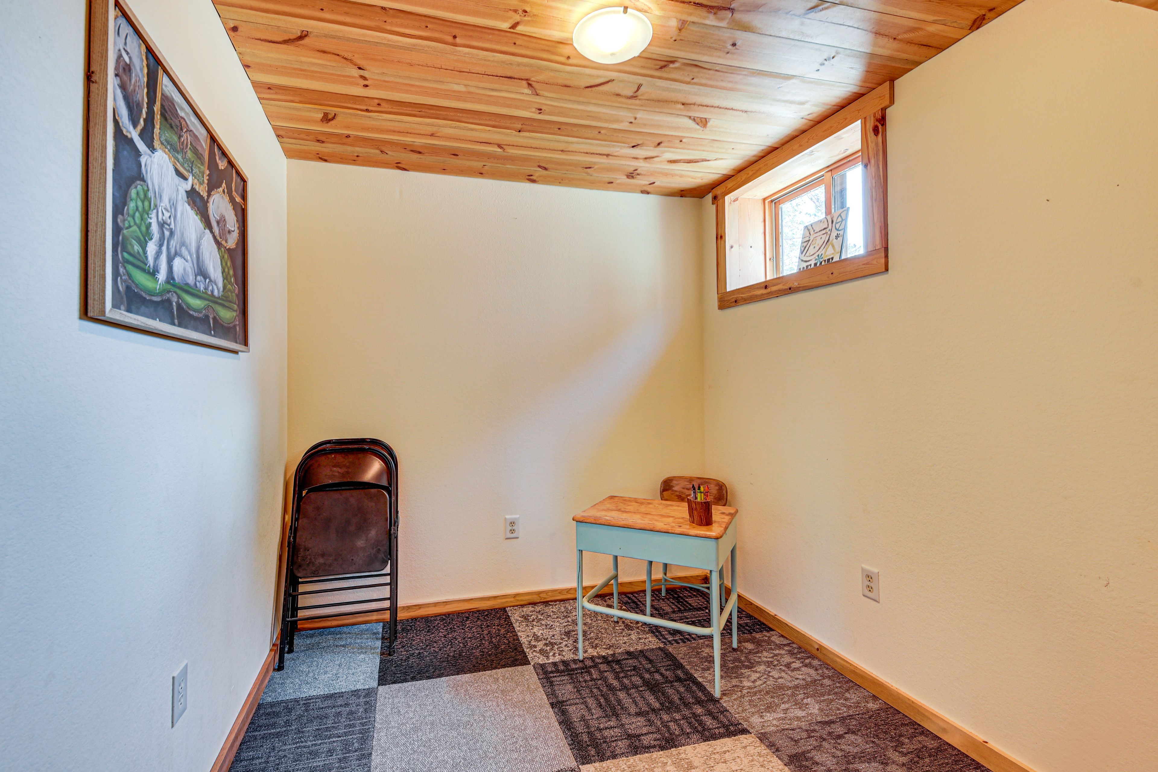 Office | Ground Floor | Desk Workspace