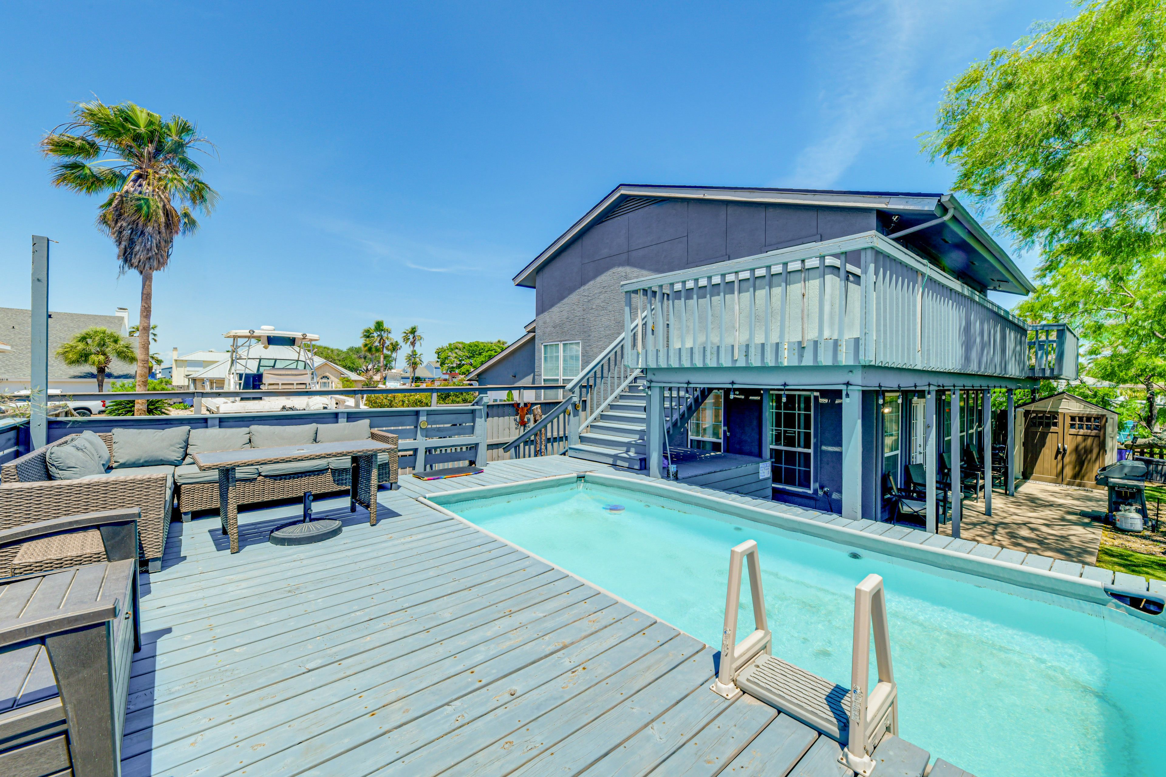 Private Pool