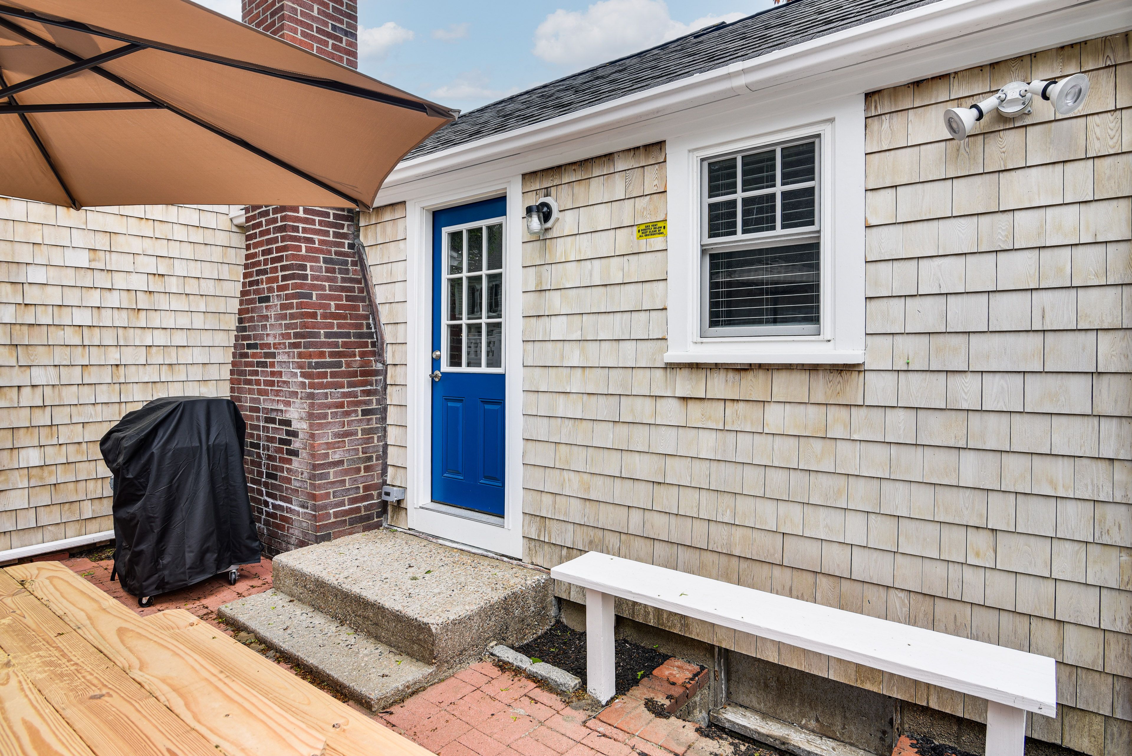 Private Patio | Gas Grill | Outdoor Dining Area