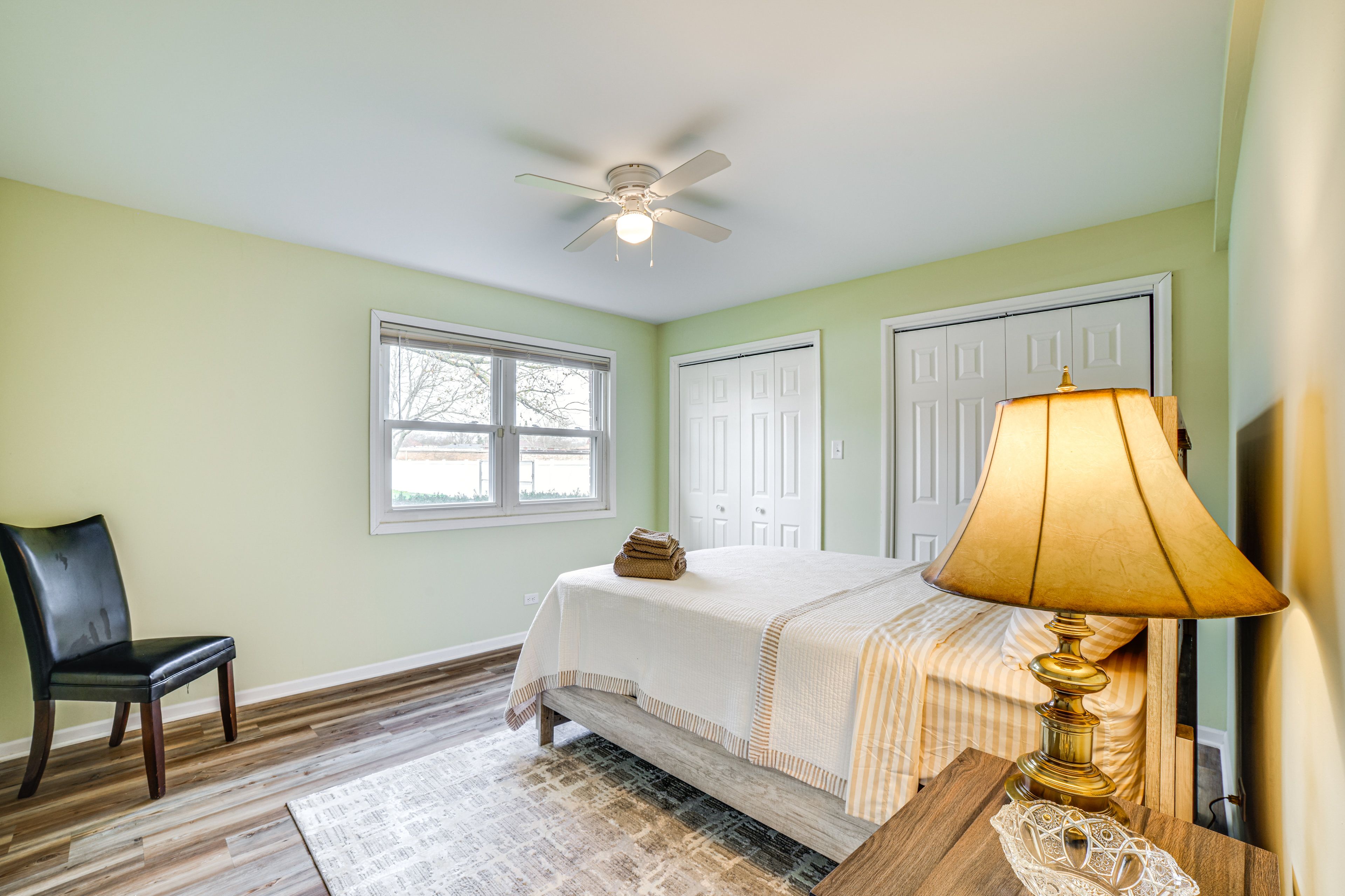 Bedroom 2 | Full Bed | Ceiling Fans