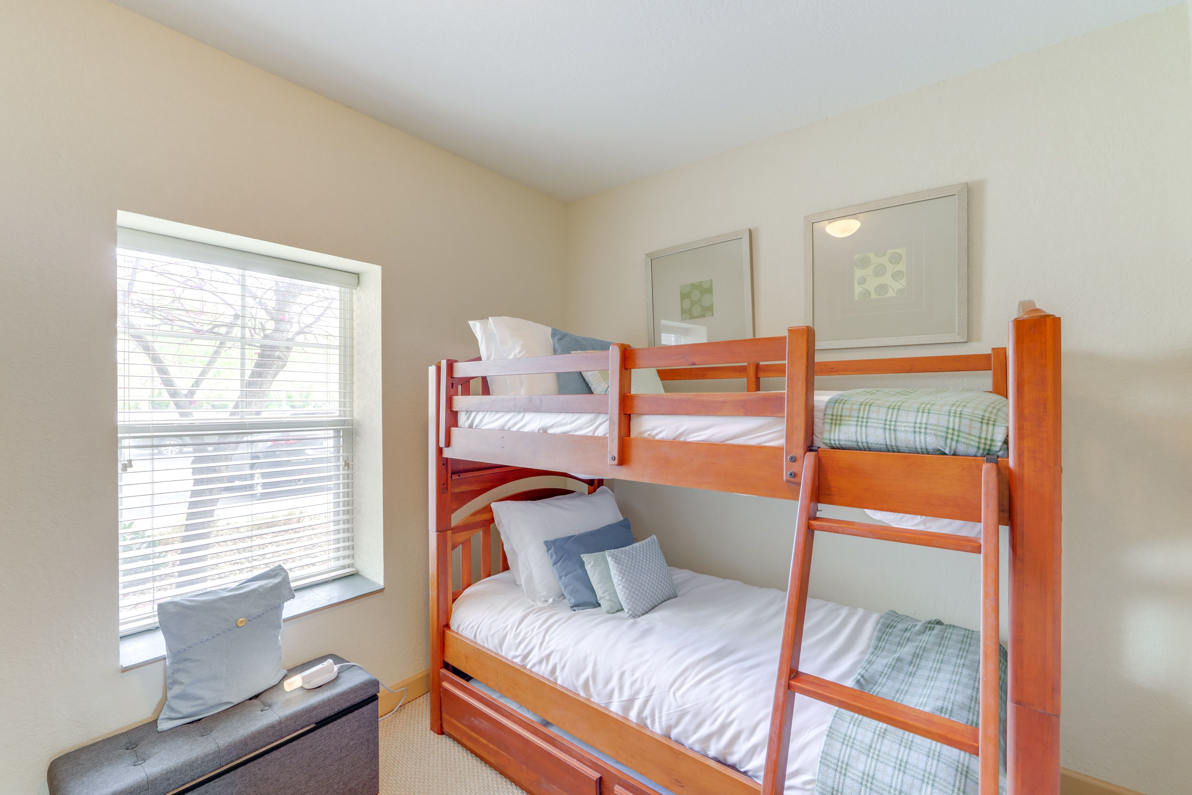 Bedroom 3 | Twin Bunk Bed w/ Twin Trundle