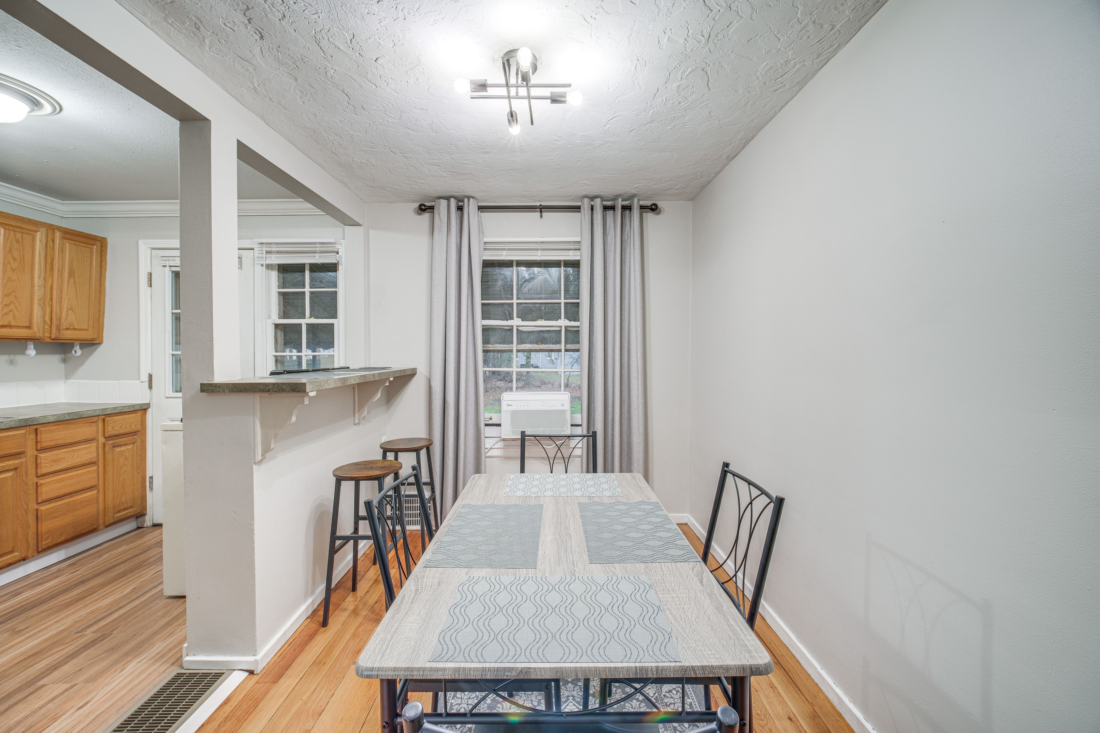 Dining Area | Dishware/Flatware | 1st Floor