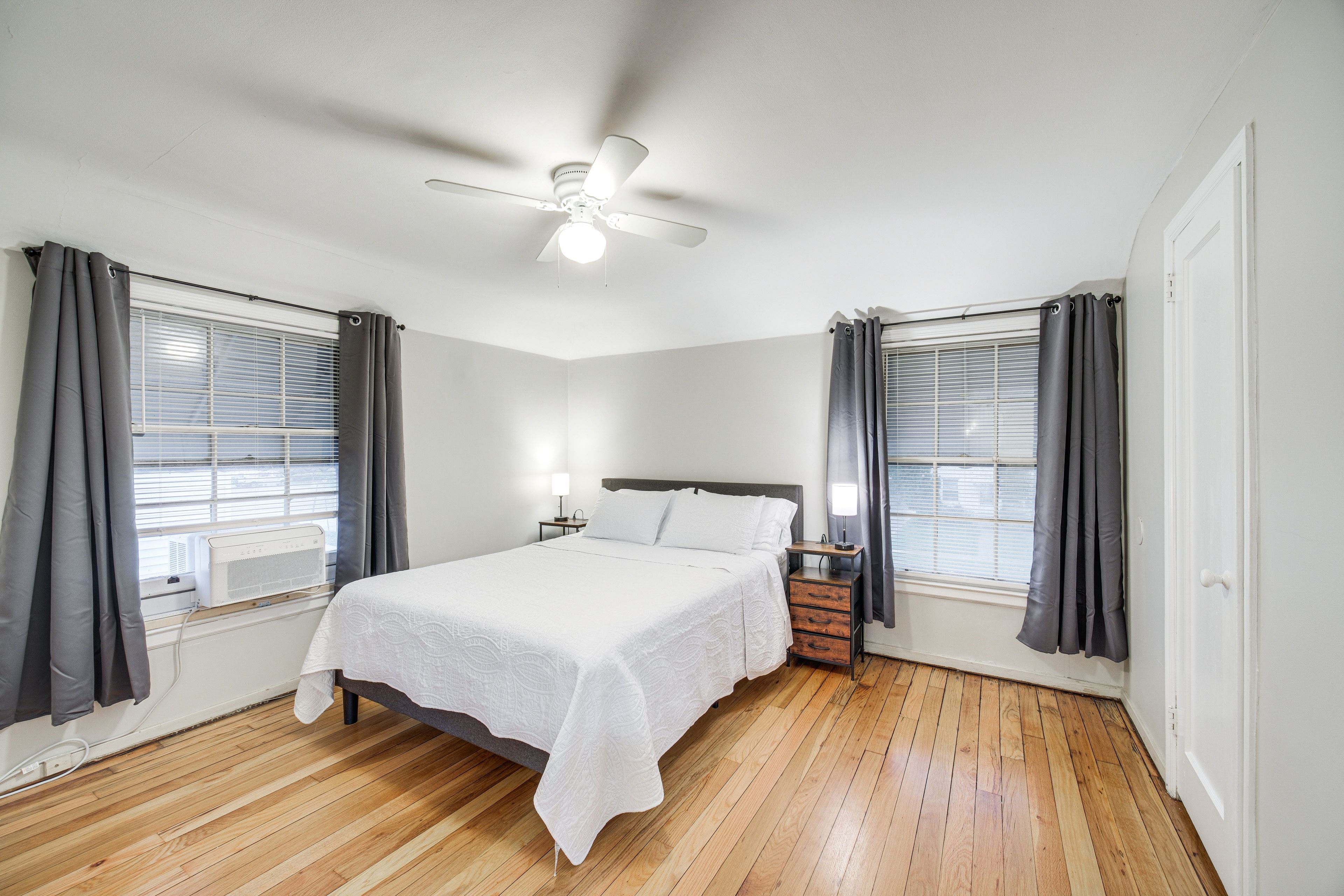 Bedroom 1 | Queen Bed | 2nd Floor
