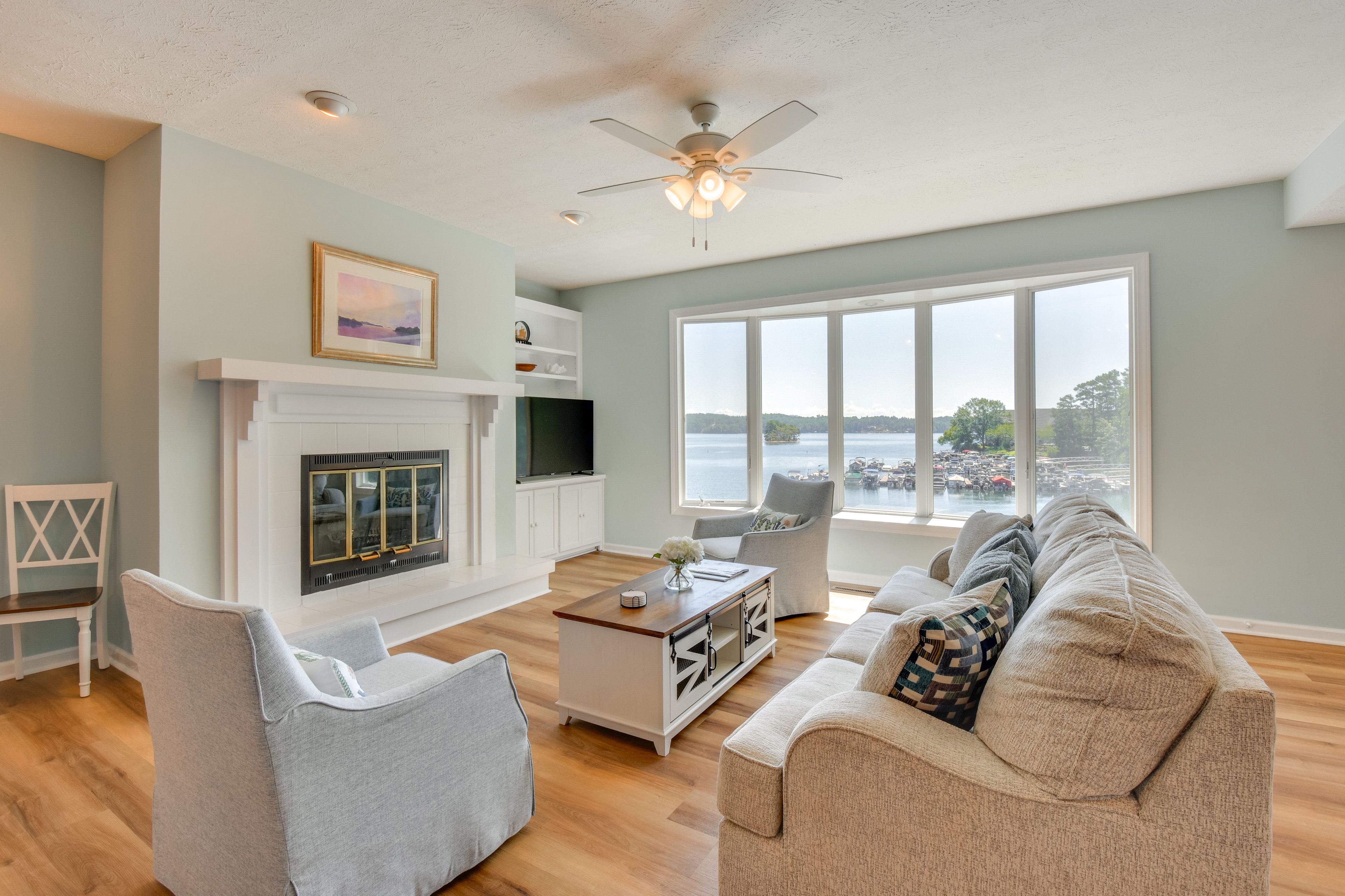 Living Room | Single-Story Condo | Fireplace | Stunning Lake Views