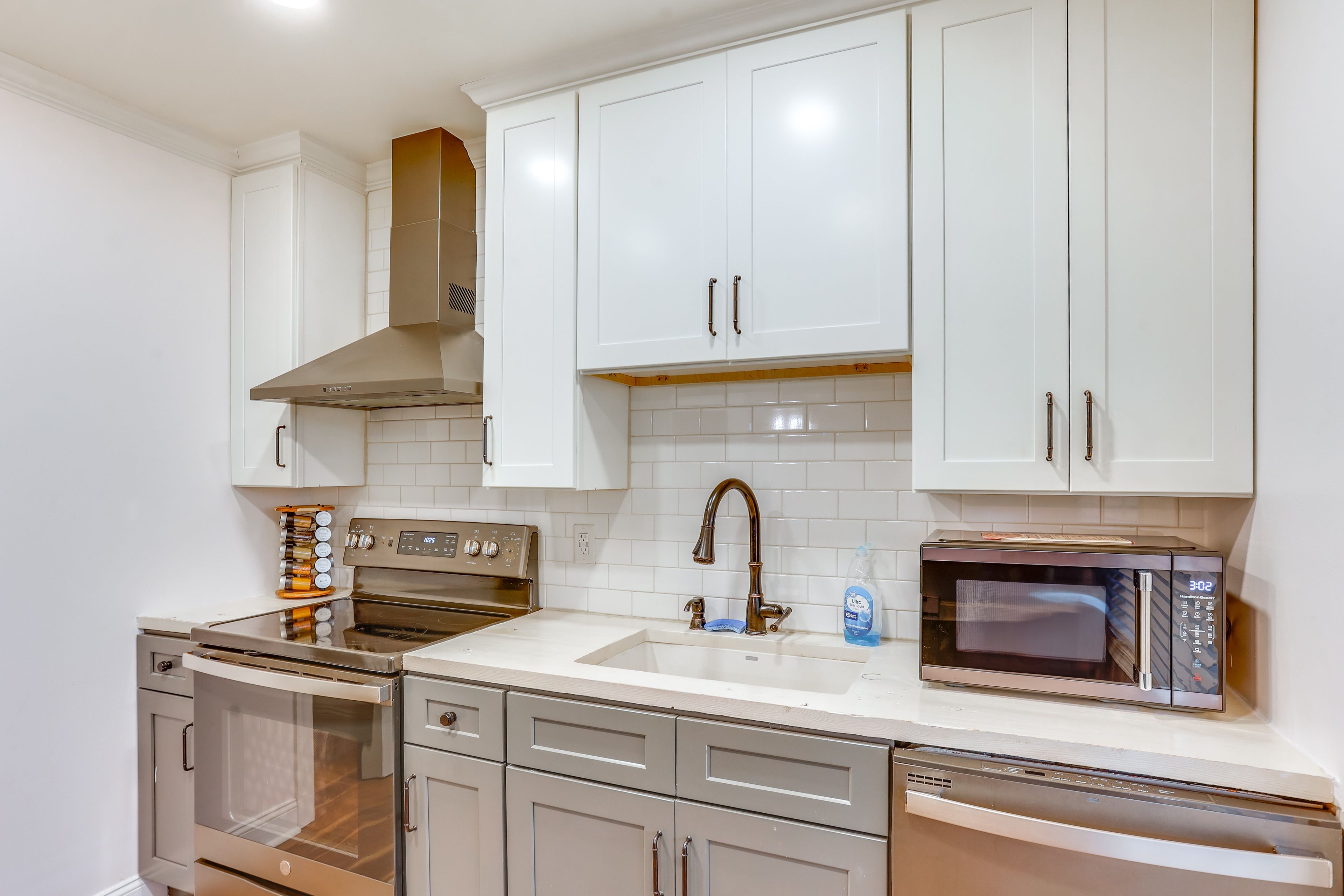Kitchen | 1st Floor