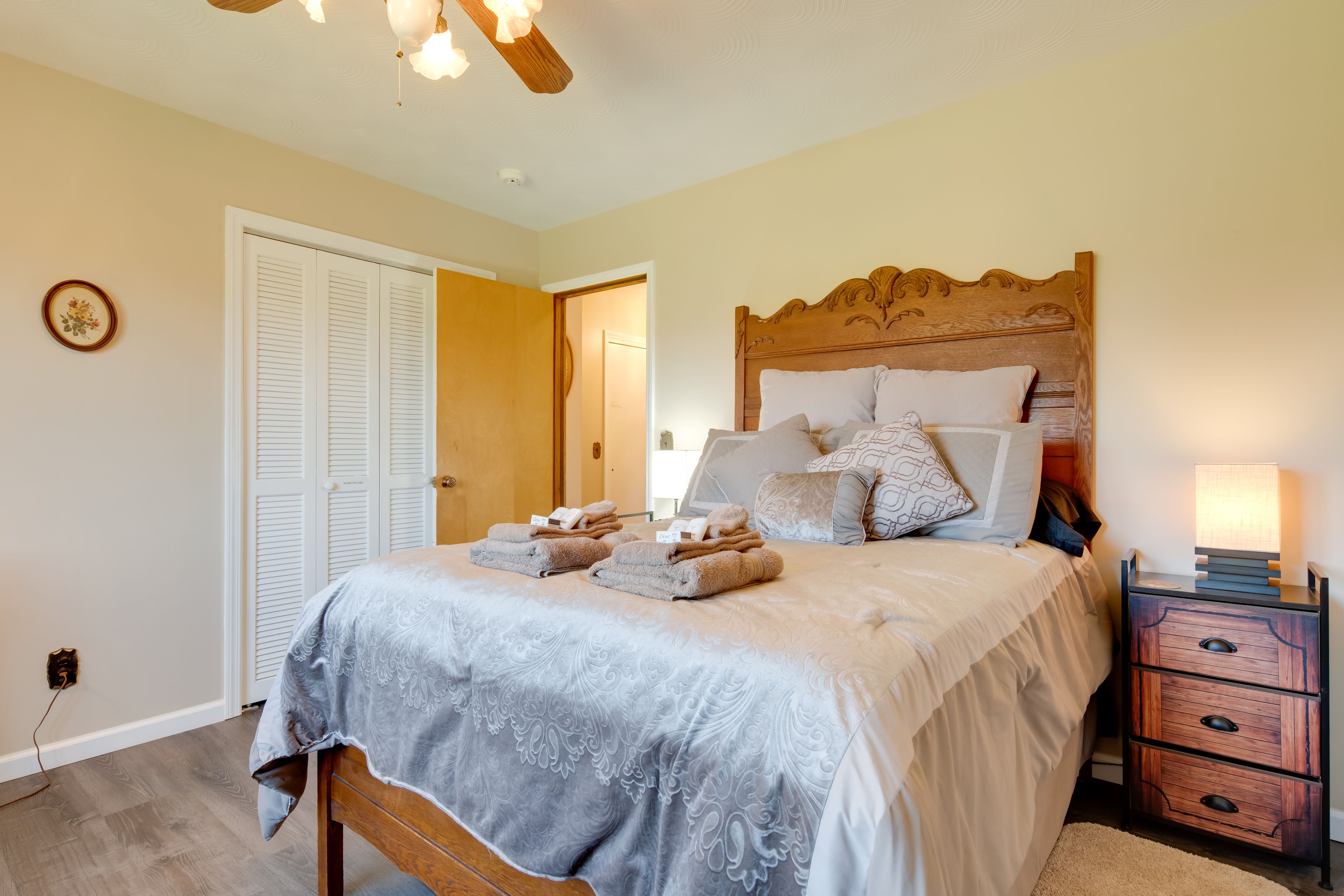 Bedroom 3 | Main Level | Full Bed | Smart TV