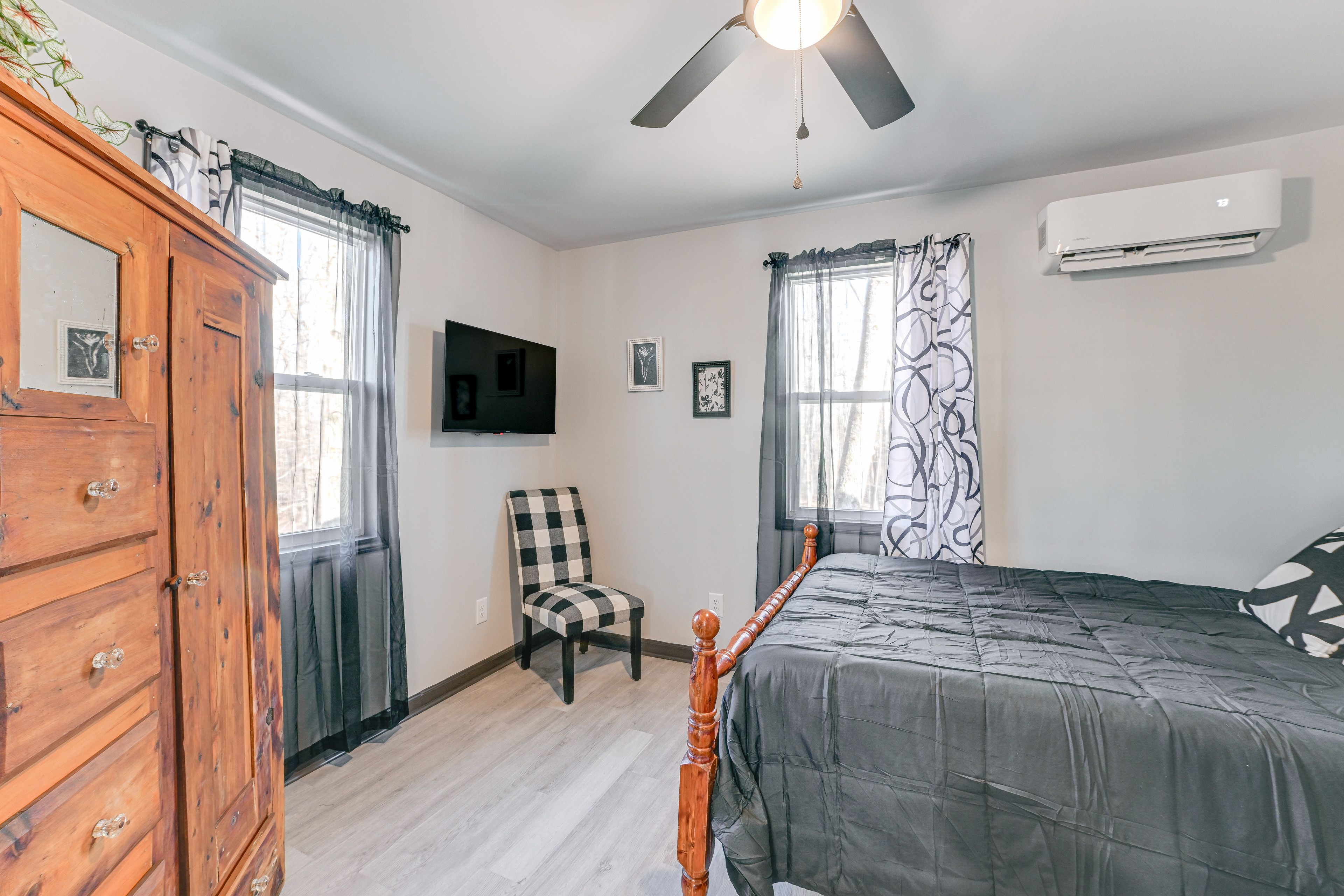 Bedroom 2 | Full Bed