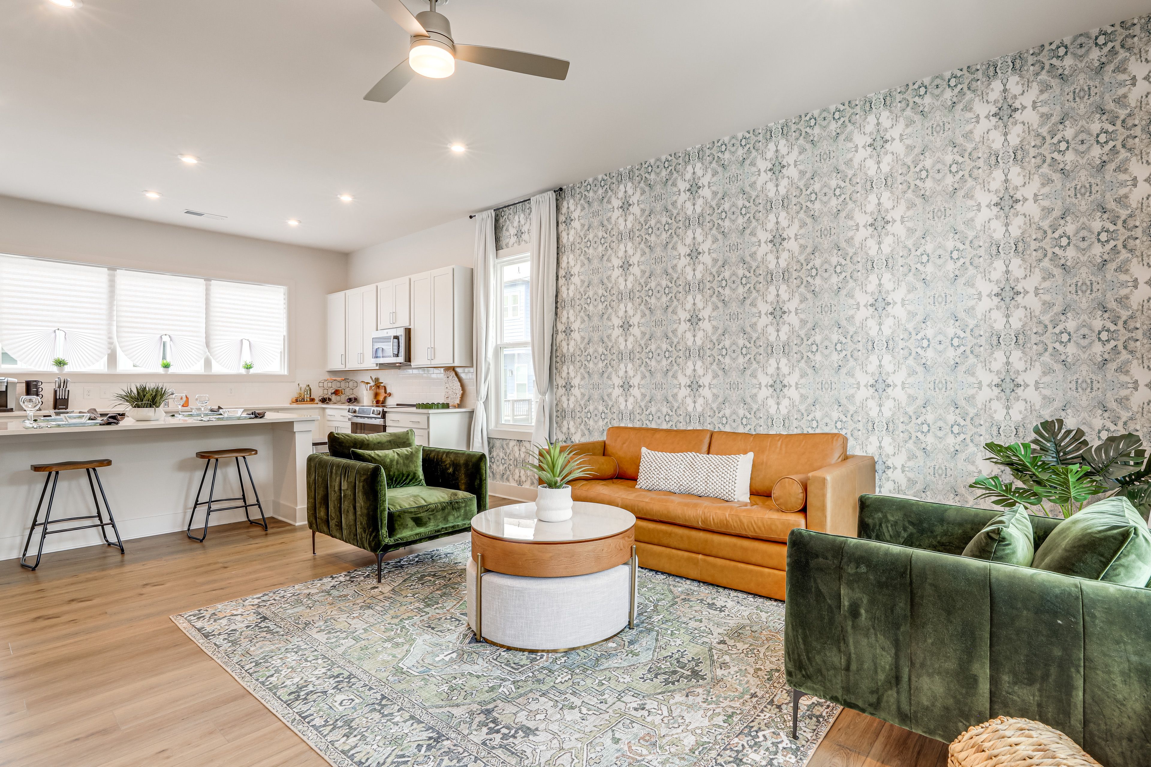 Atlanta Vacation Rental | 2BR | 2BA | 1,300 Sq Ft | 9 Steps to Enter
