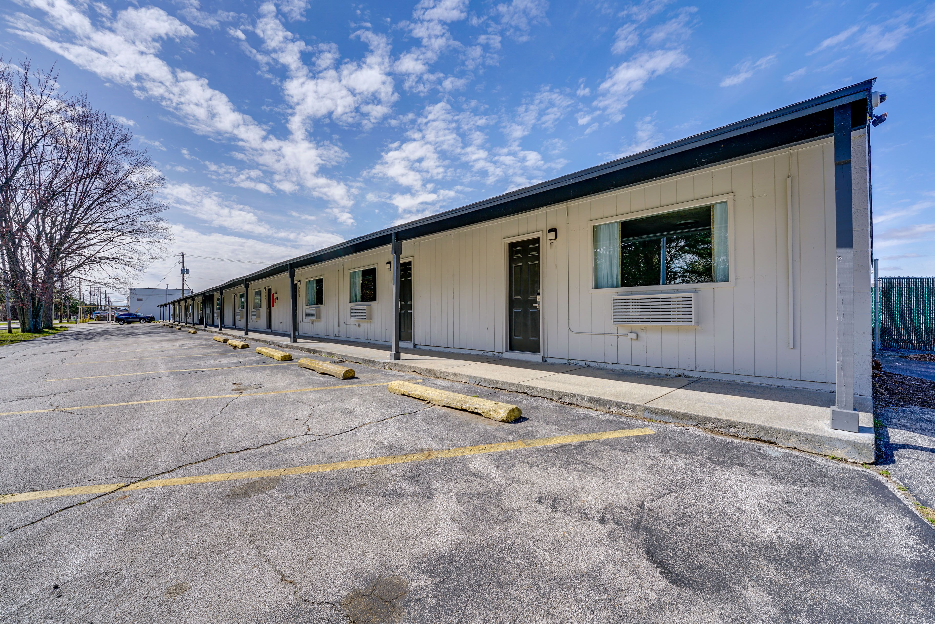 Parking | Community Lot (2 Vehicles)