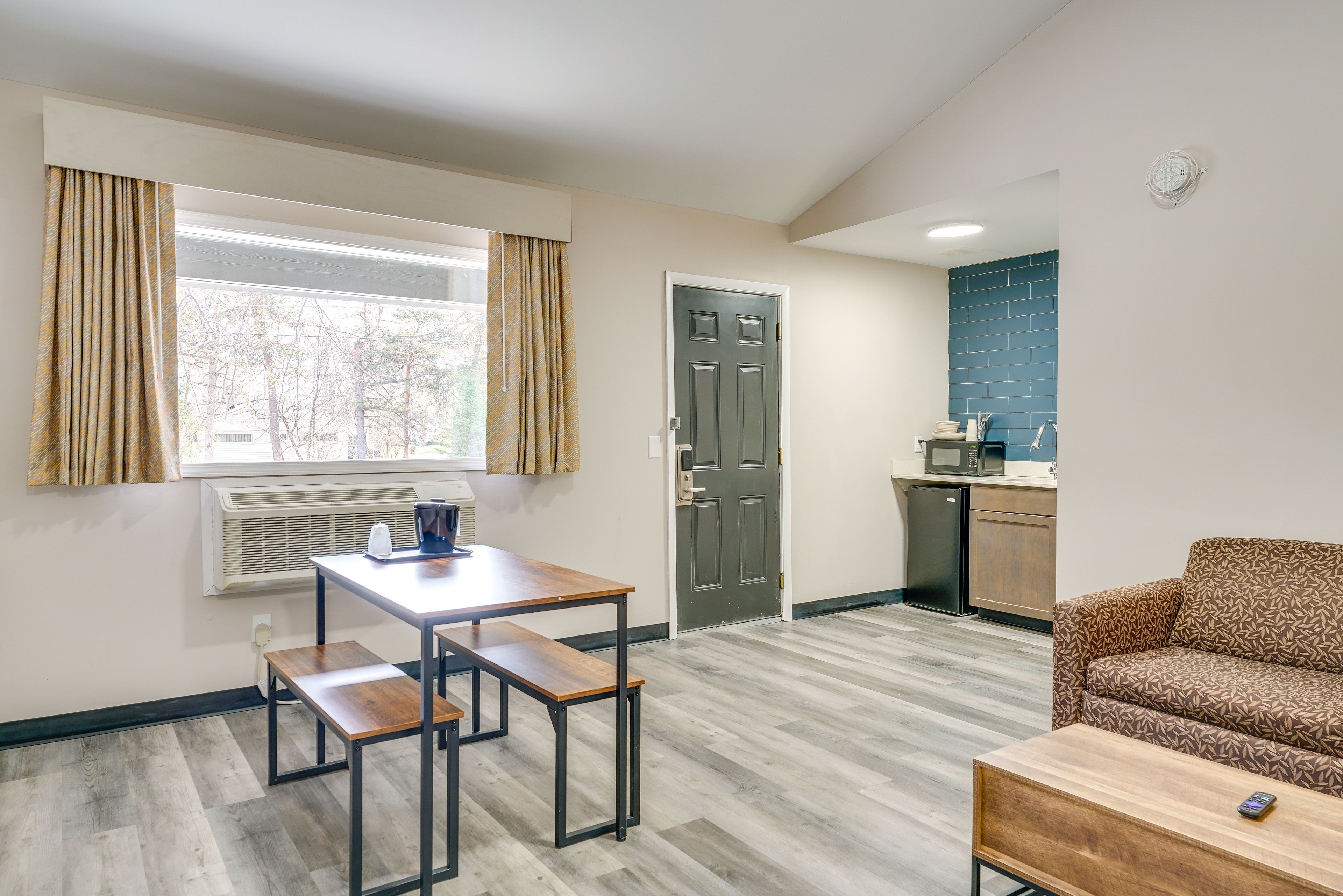 Port Huron Vacation Rental | Studio | 1BA | 1 Step Required | 600 Sq Ft