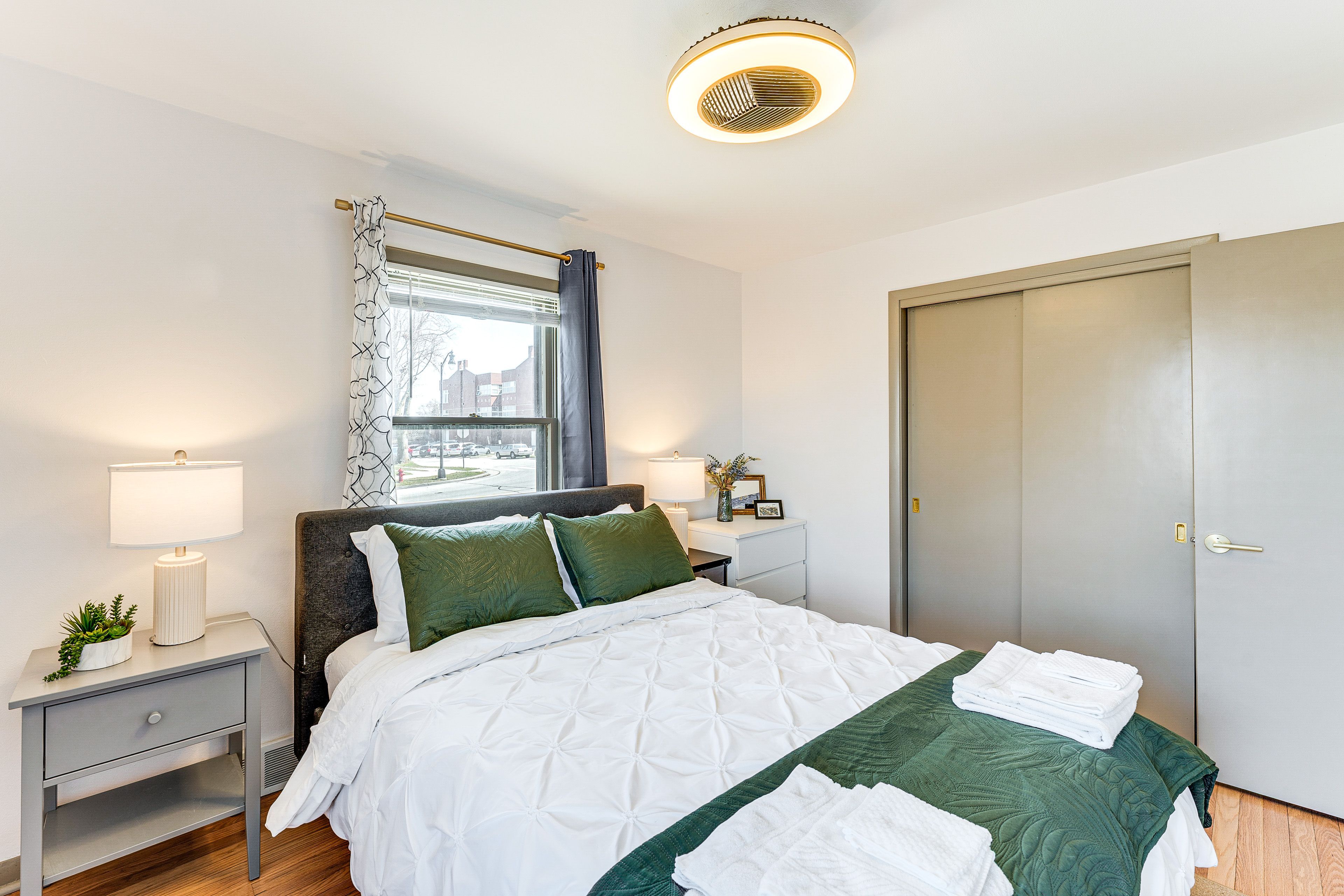 Bedroom 2 | Main Level | Queen Bed