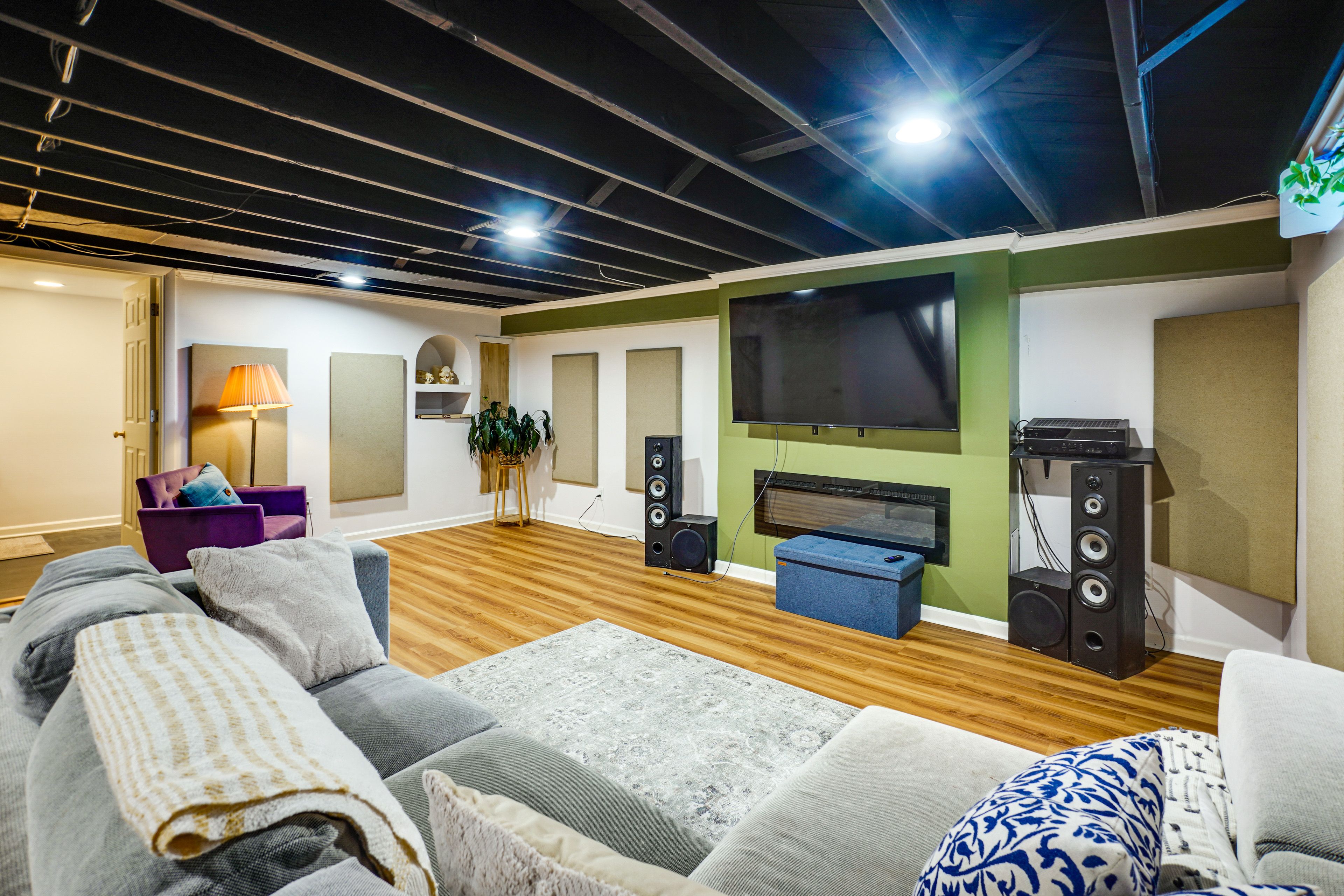 Game Room | 3-Story Home | Pool/Ping-Pong Table | Sound System | Smart TV