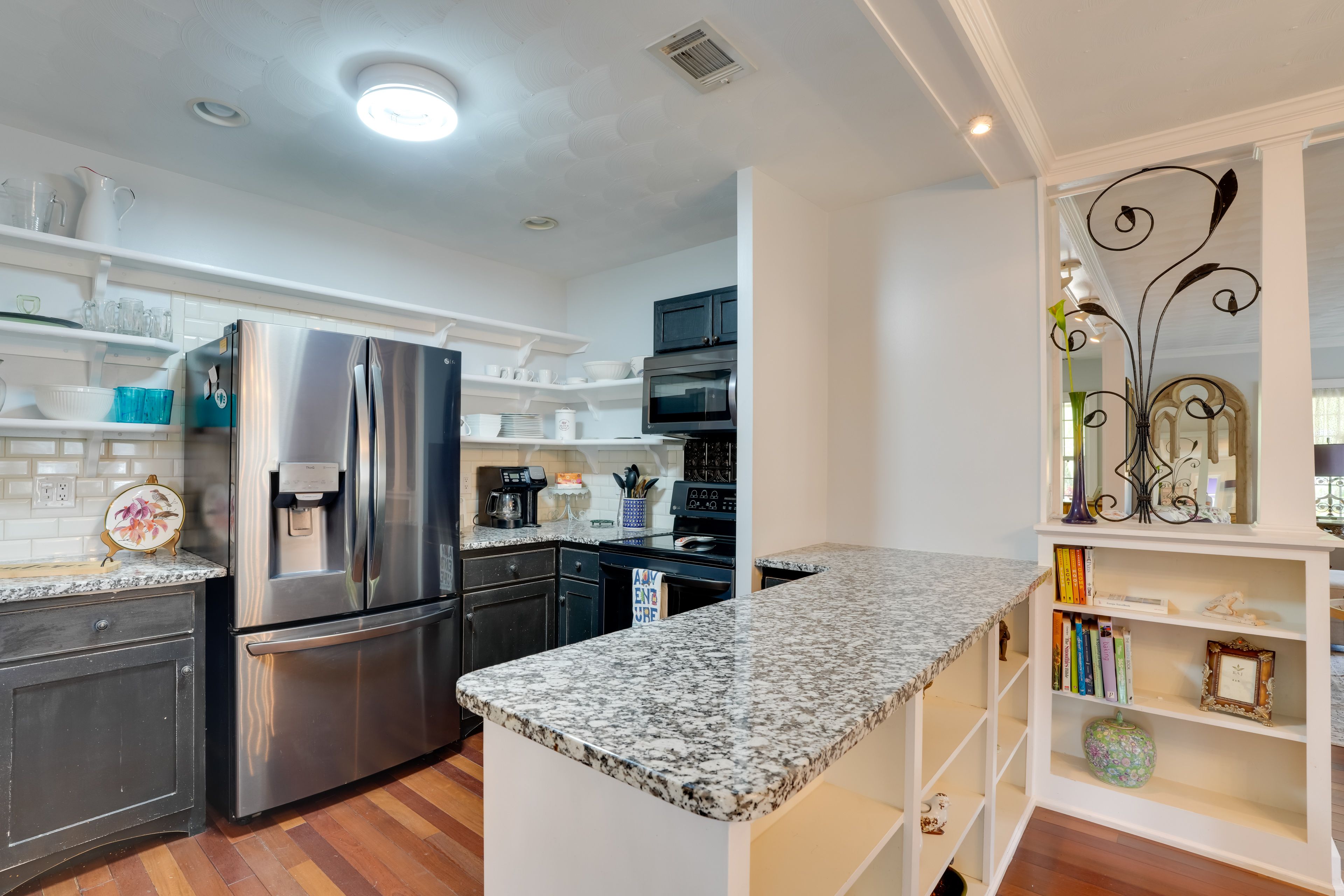 Kitchen | Dishwasher | Toaster