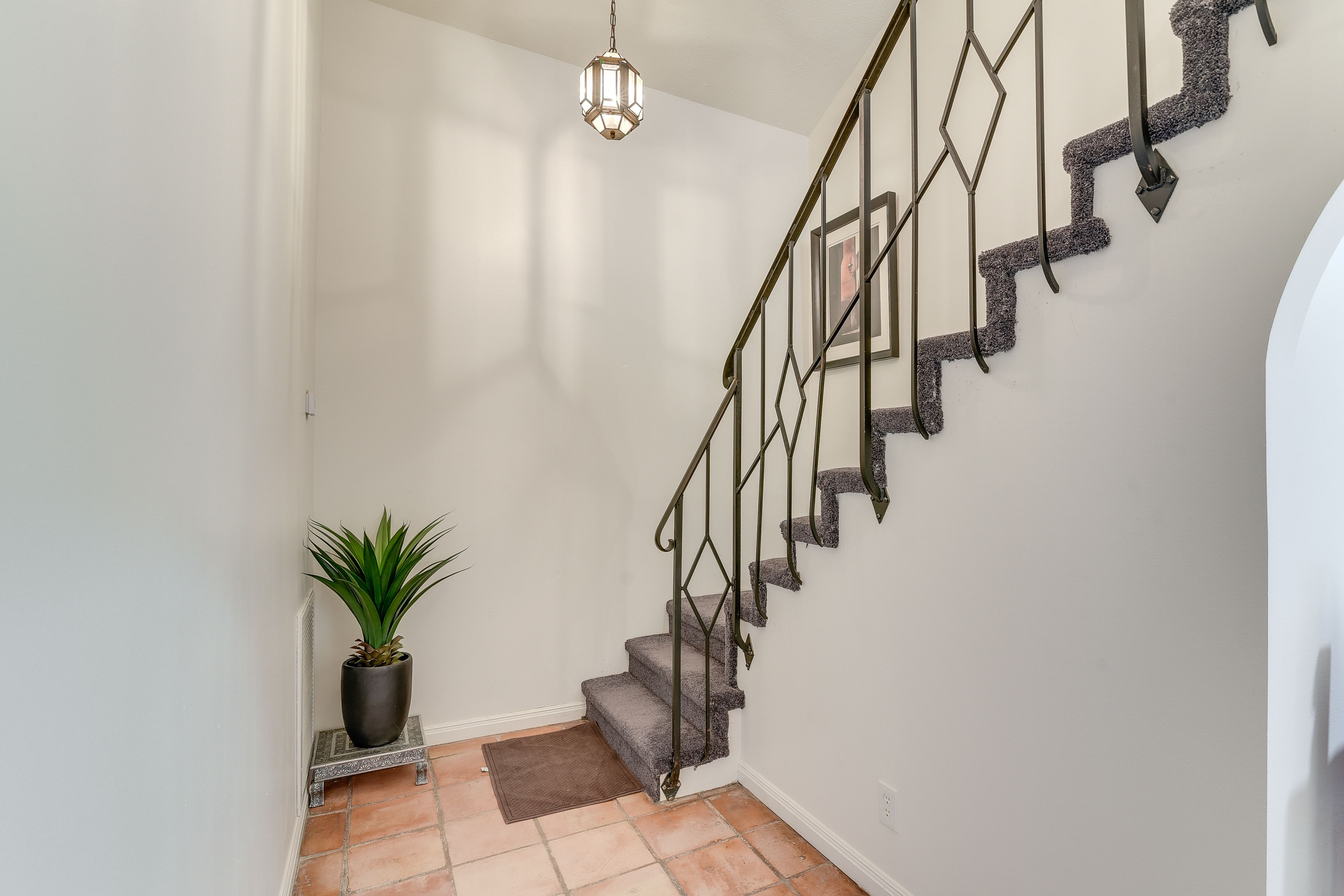 Stairs to 2nd Floor