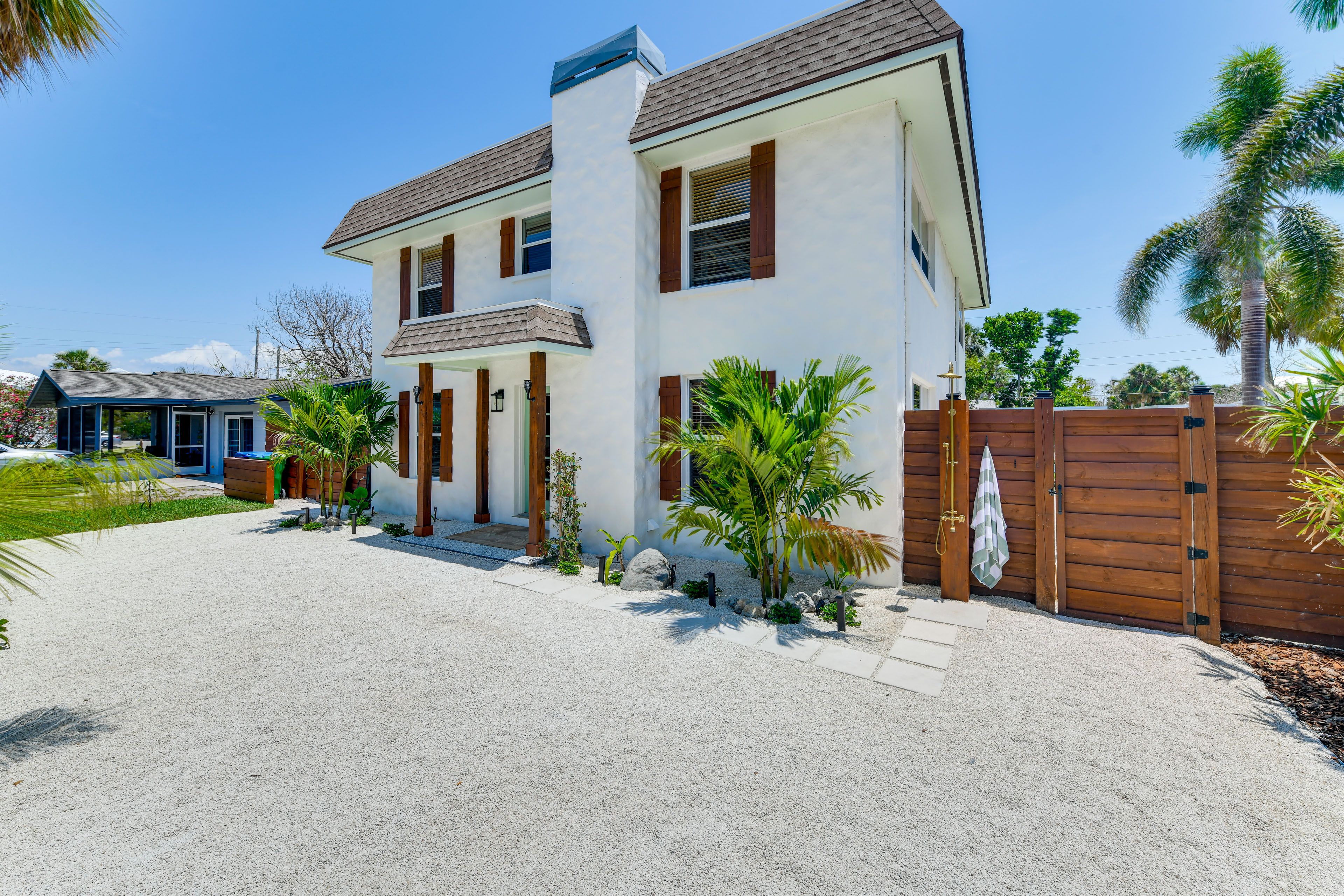 House Exterior | Keyless Entry