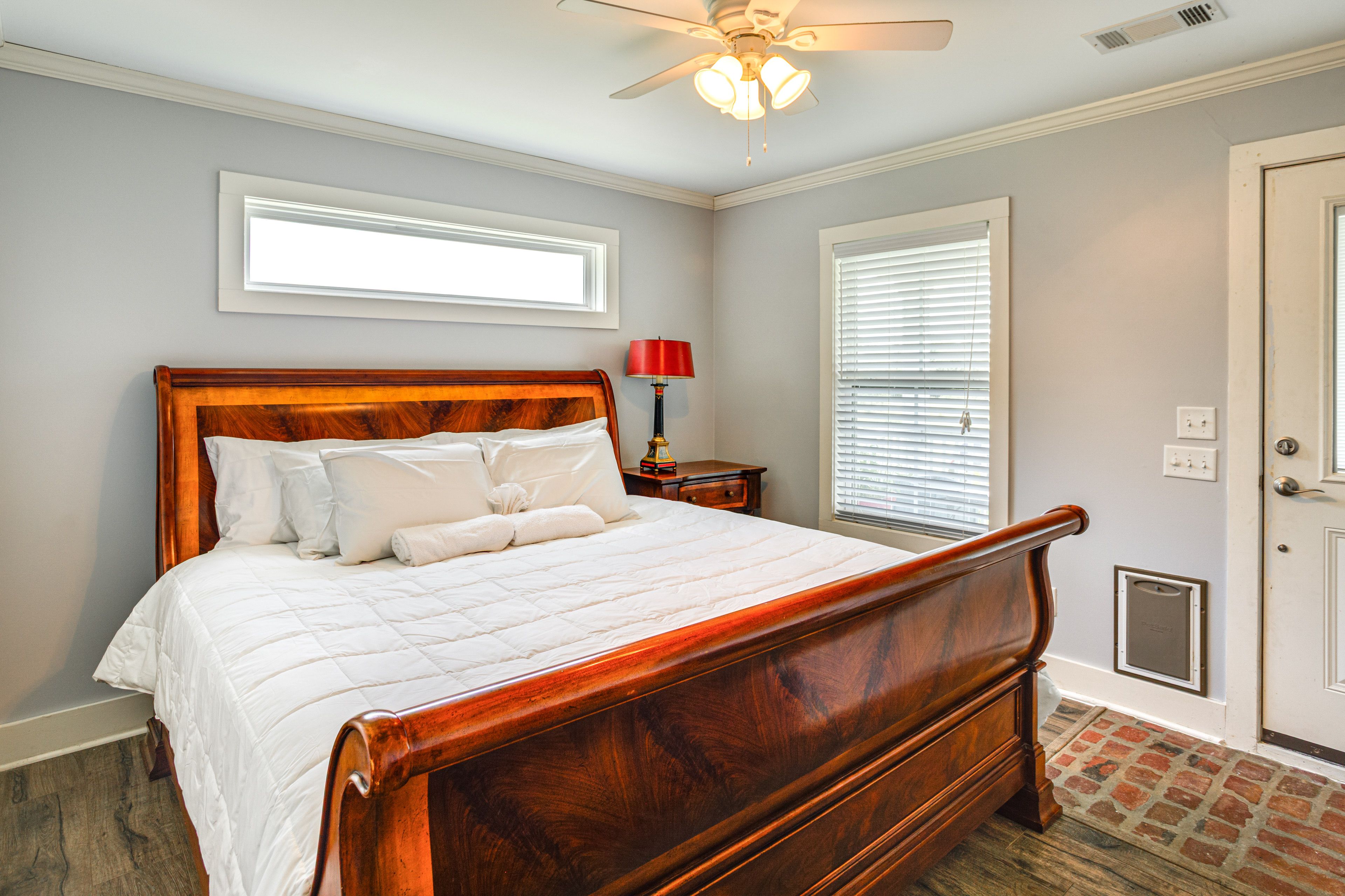 Bedroom 1 | King Bed | Linens Provided