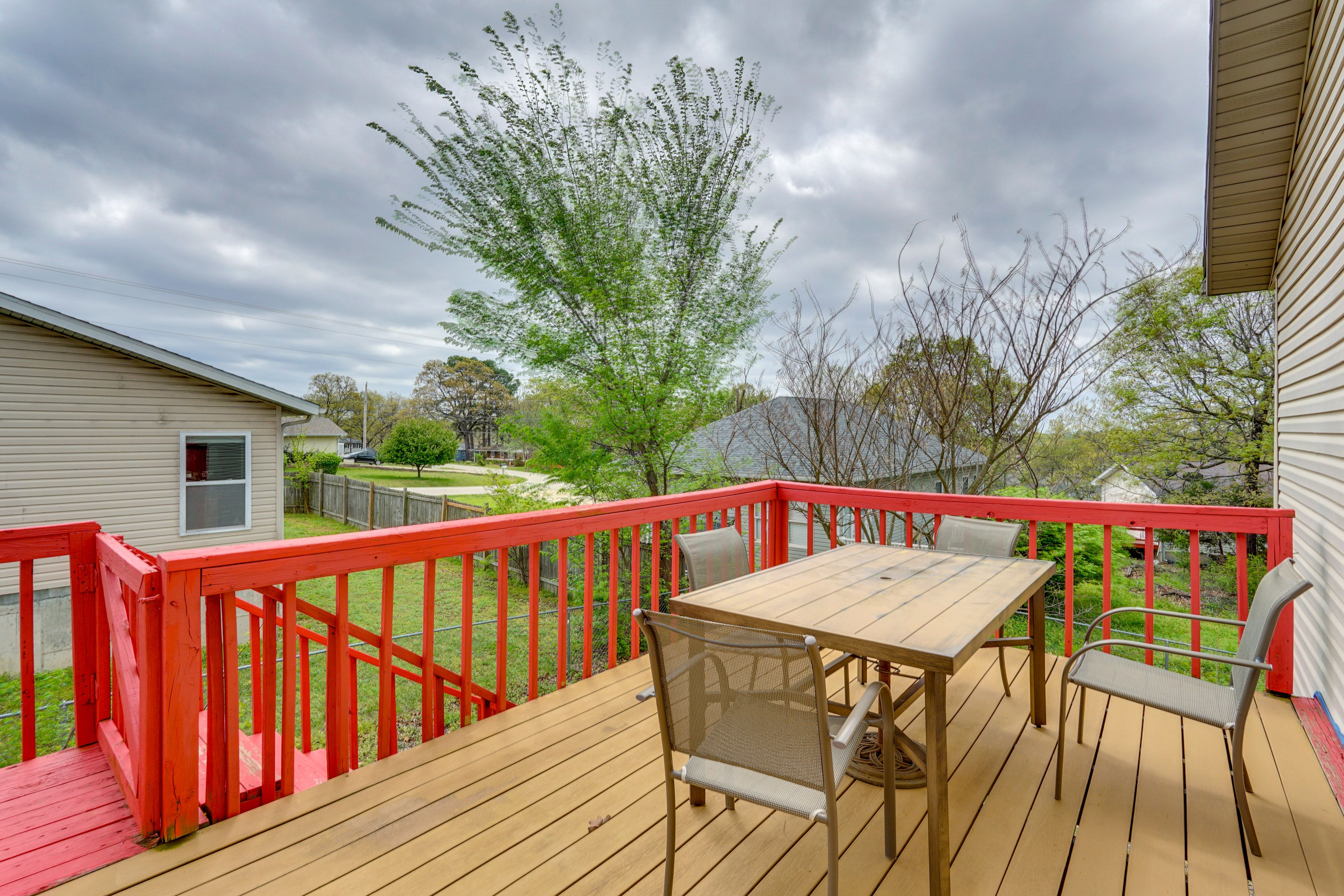 Deck | Dining Area | Fenced Yard