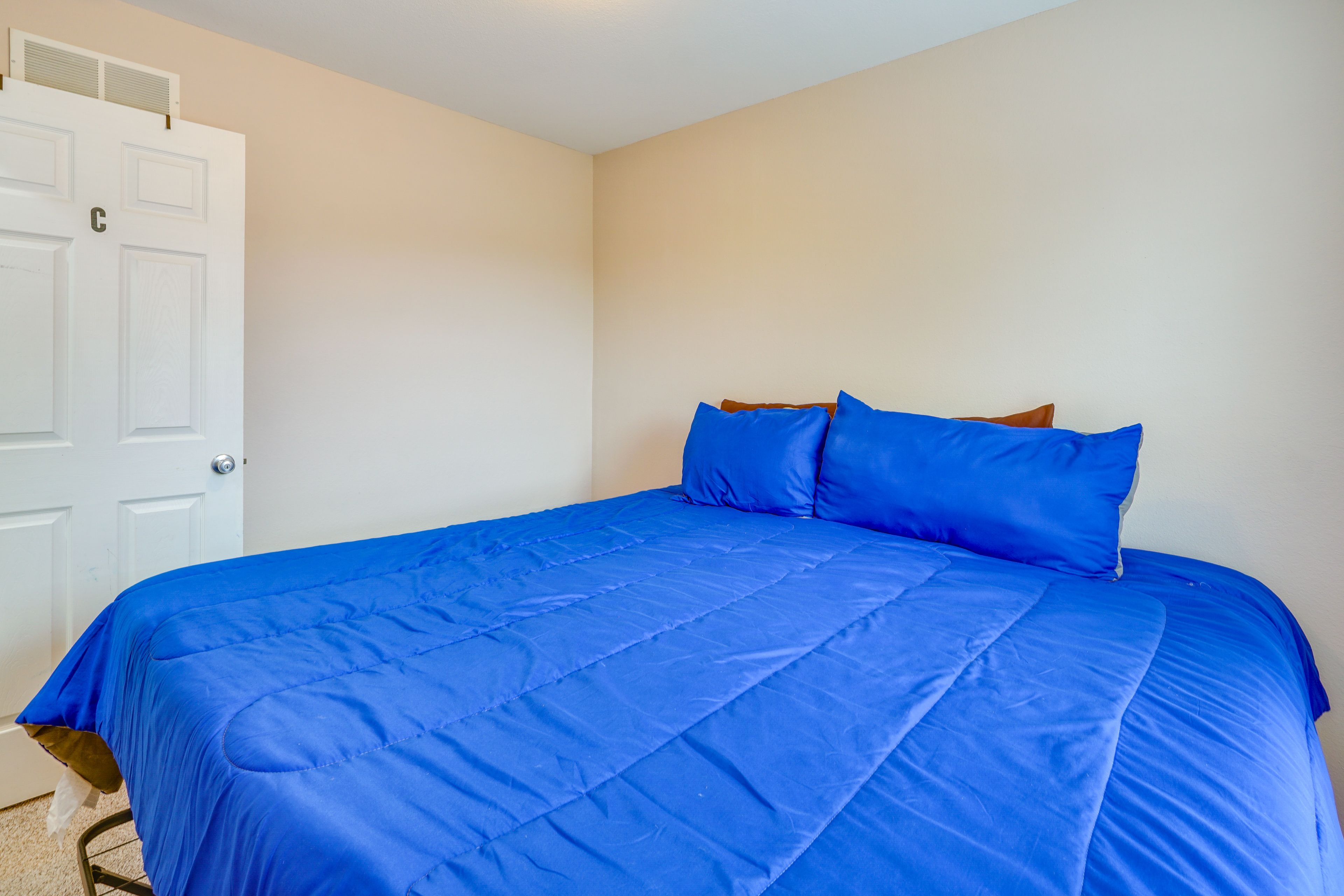 Bedroom 2 | King Bed | Main Level