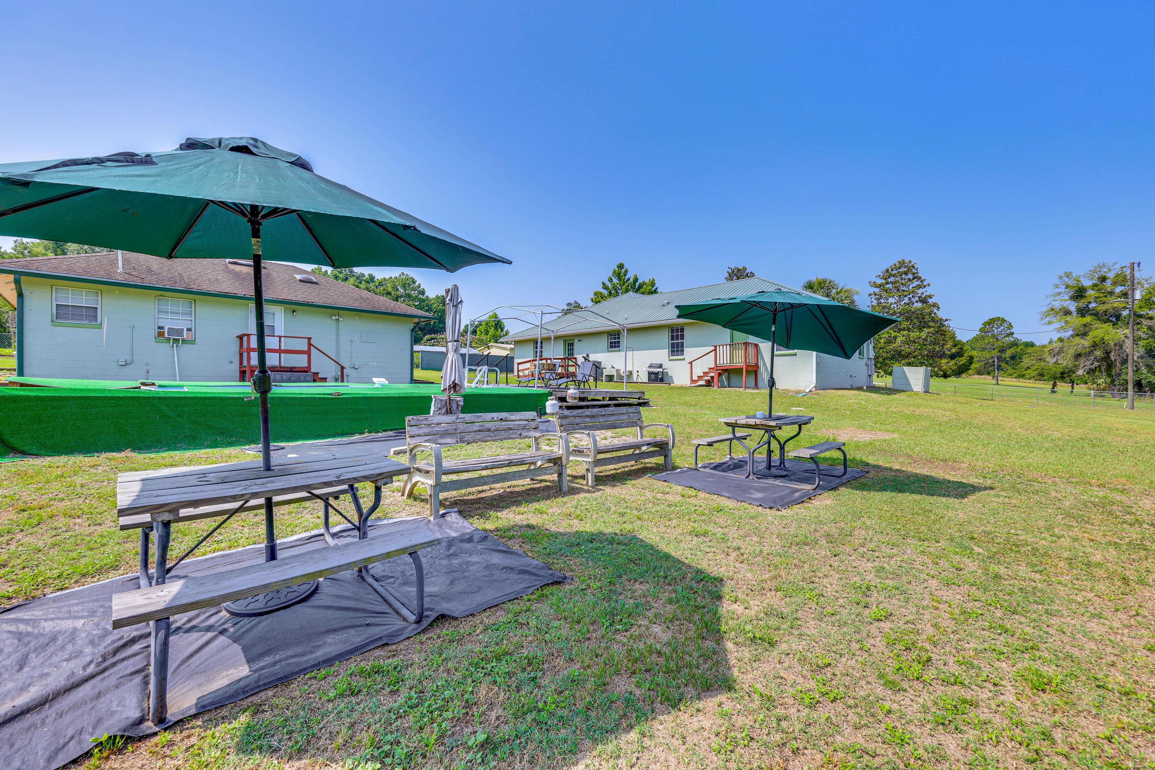Outdoor Dining Area