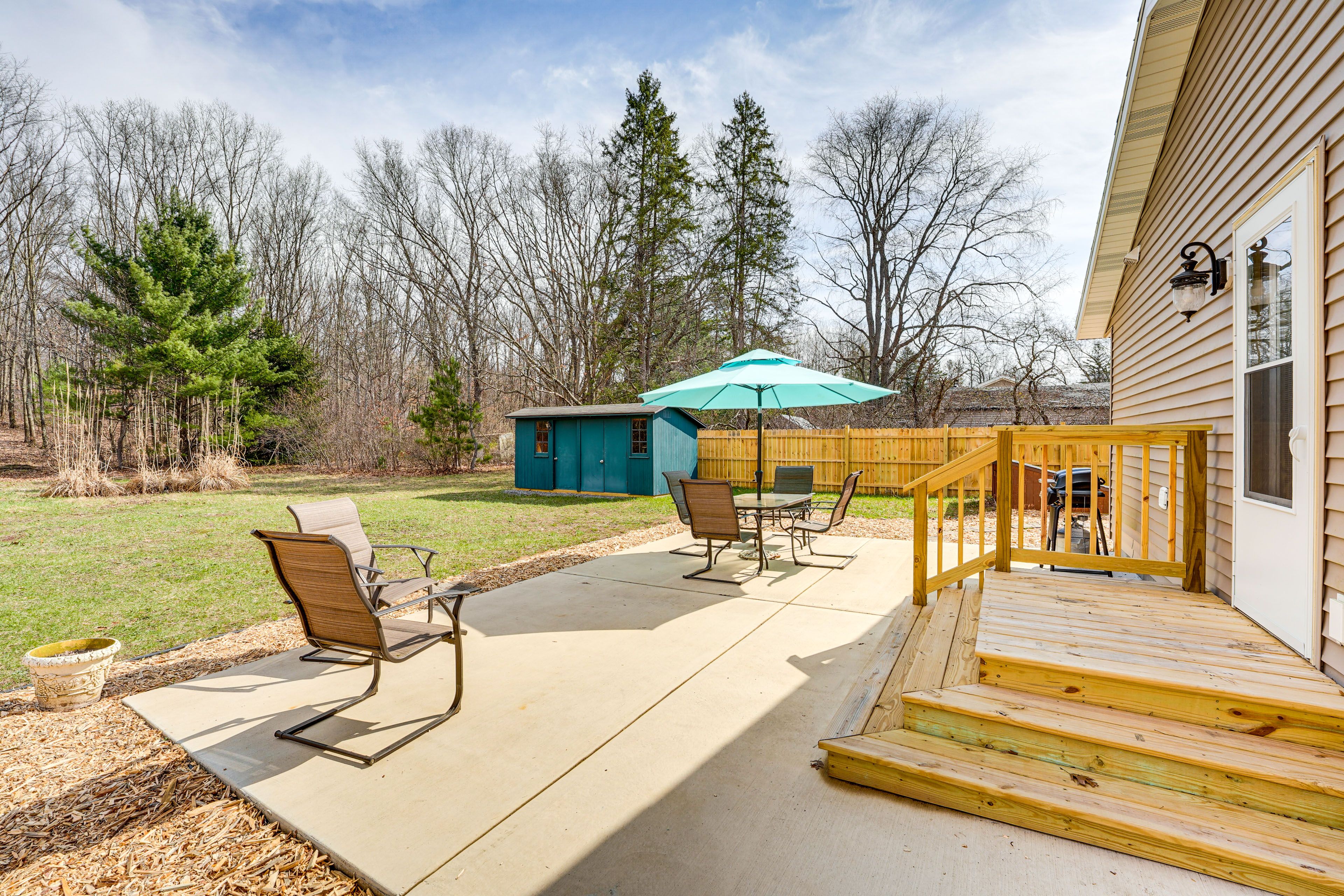 Studio Exterior | Furnished Patio | Dining Area | Gas Grill | Private Backyard