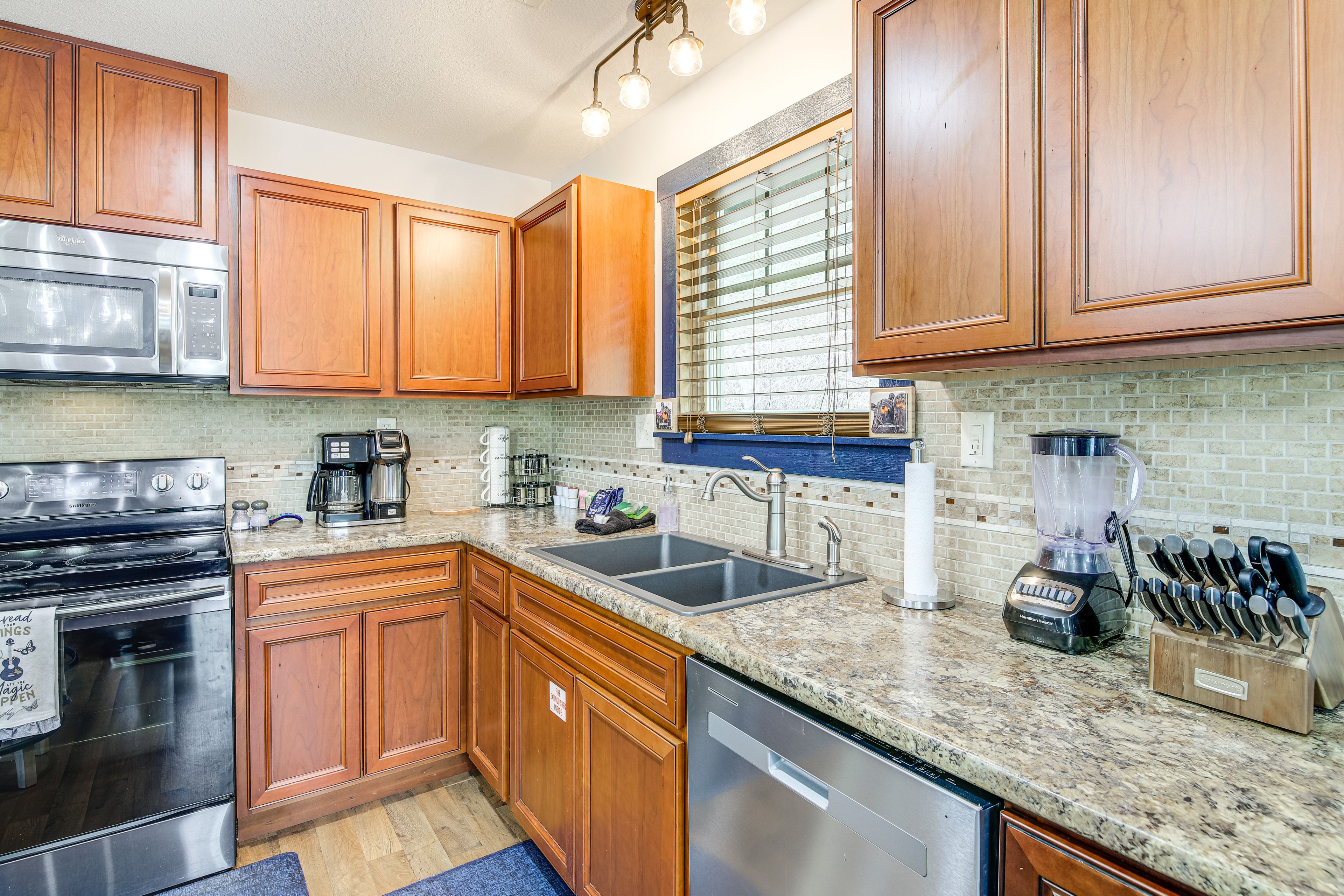 Kitchen | Dishwasher | Blender