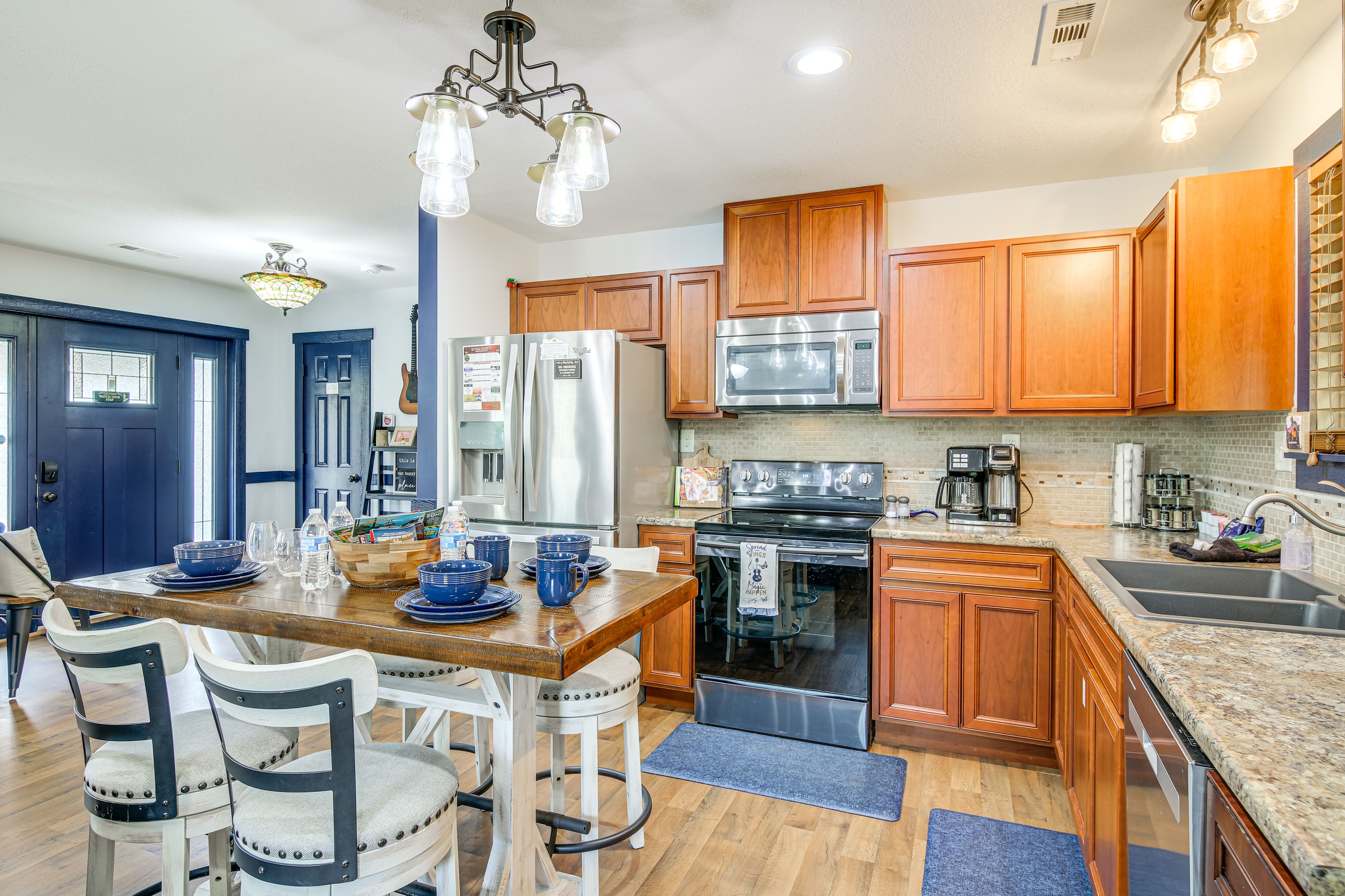 Kitchen | Dining Area | Cooking Basics