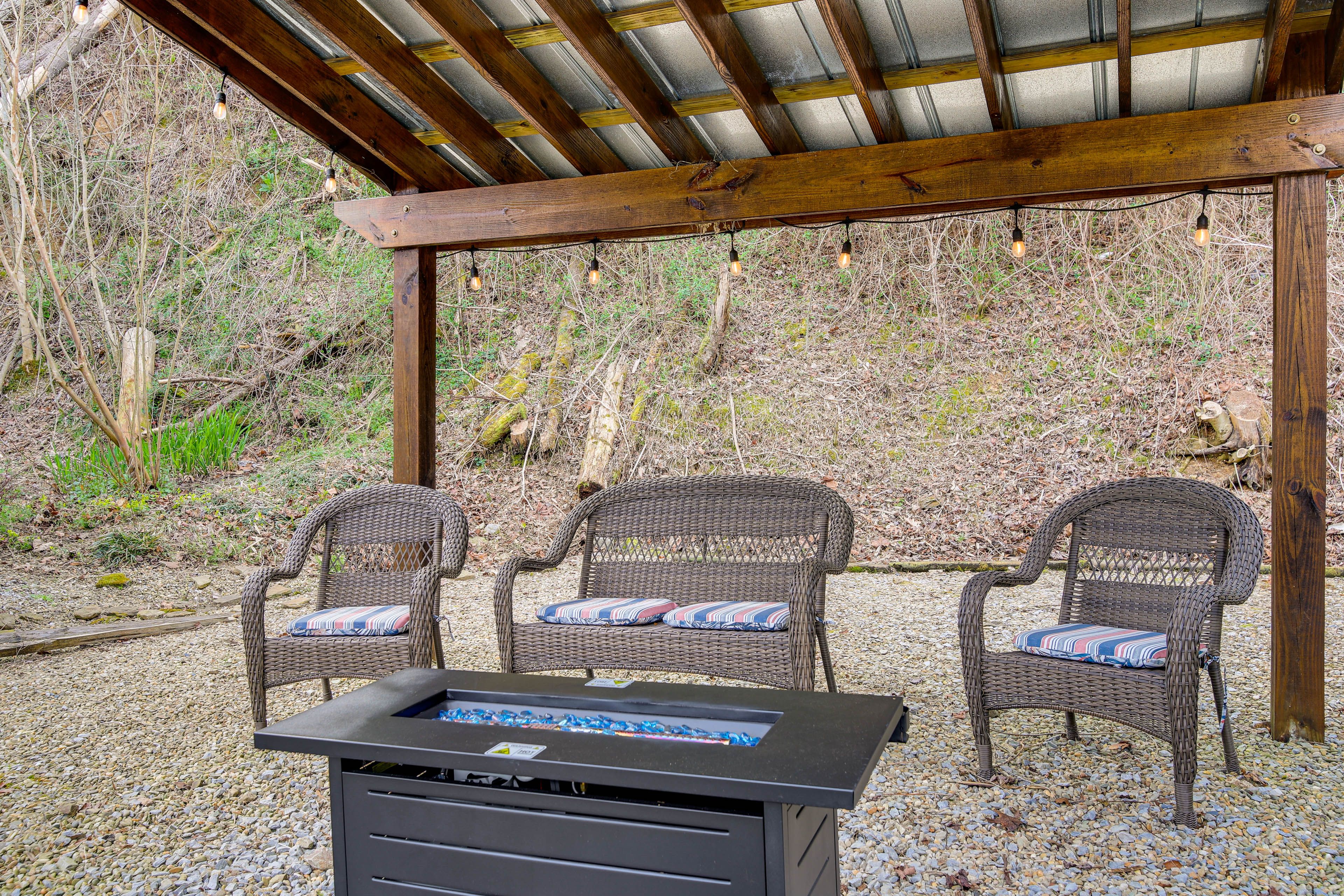 Gazebo | Fire Pit
