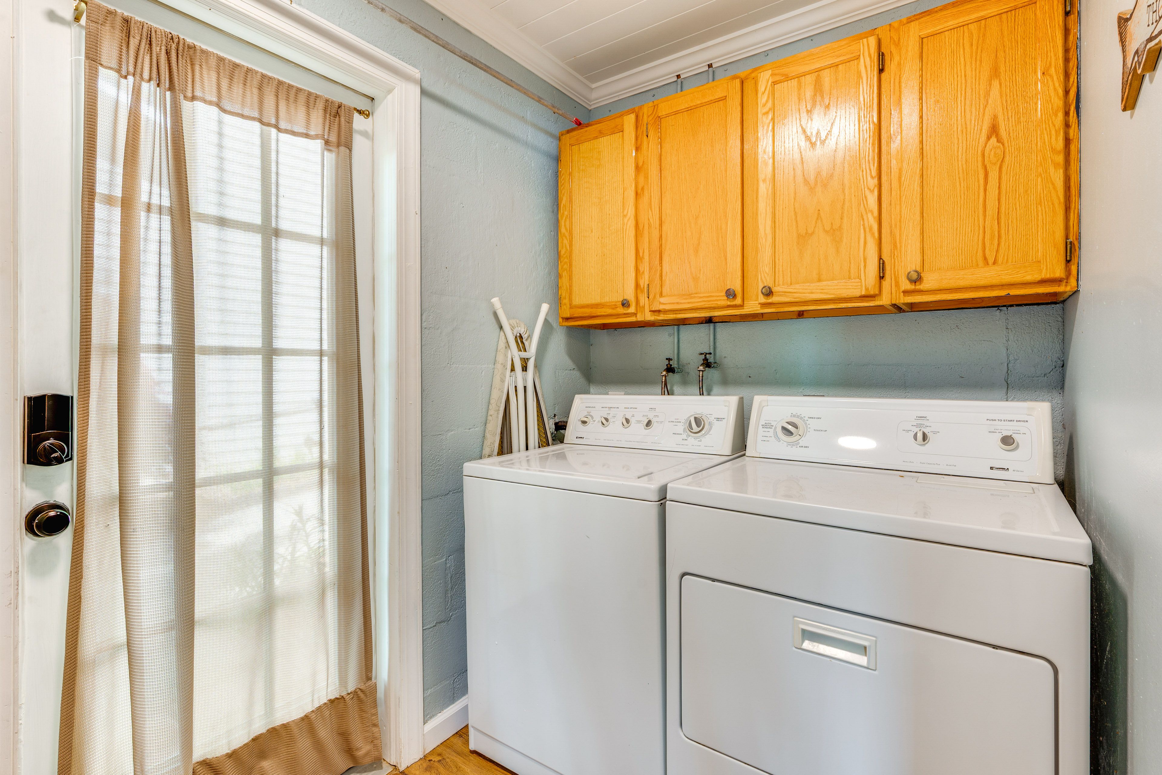 Washer & Dryer | Lower Level