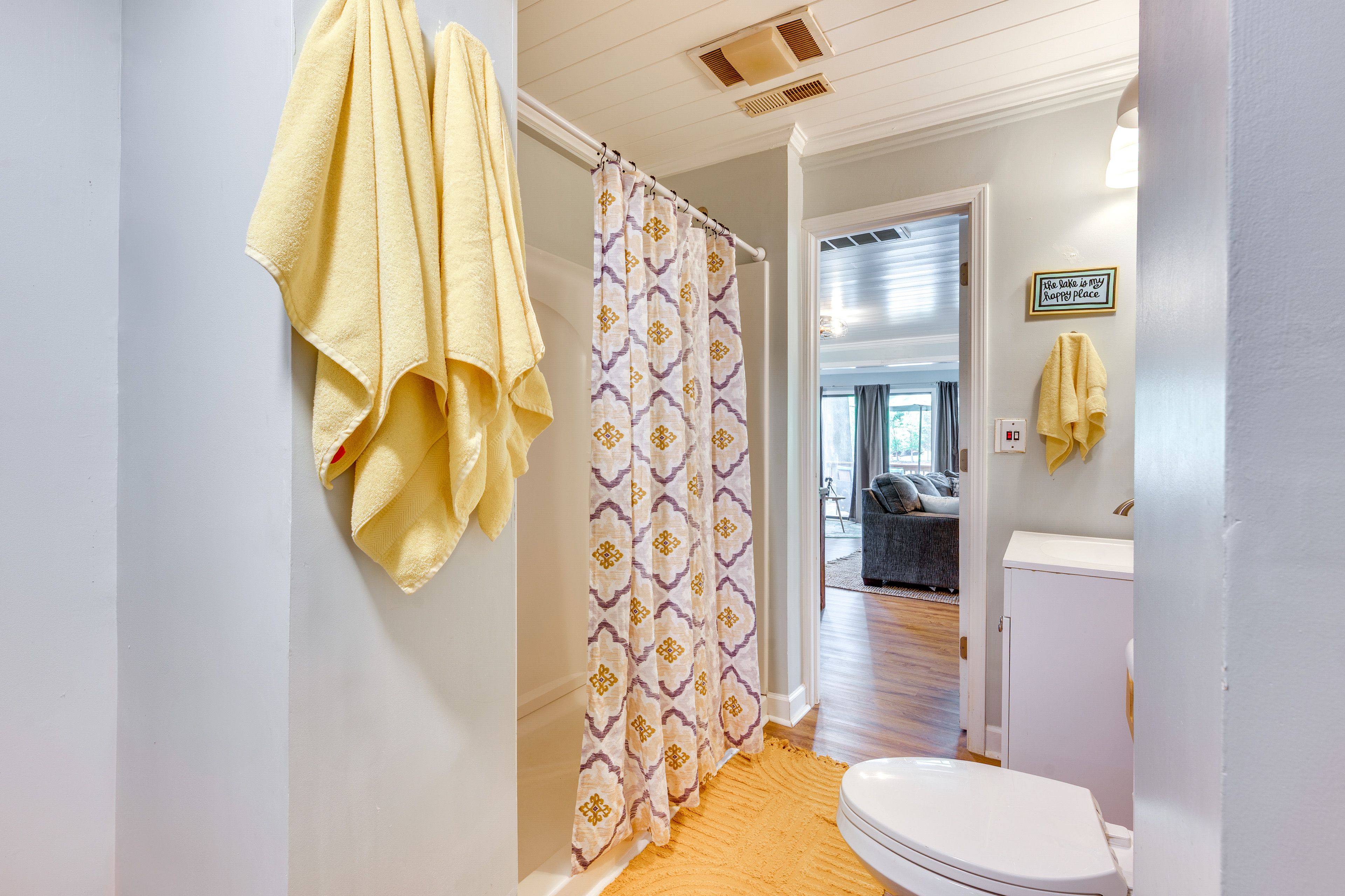 Full Bathroom | Lower Level
