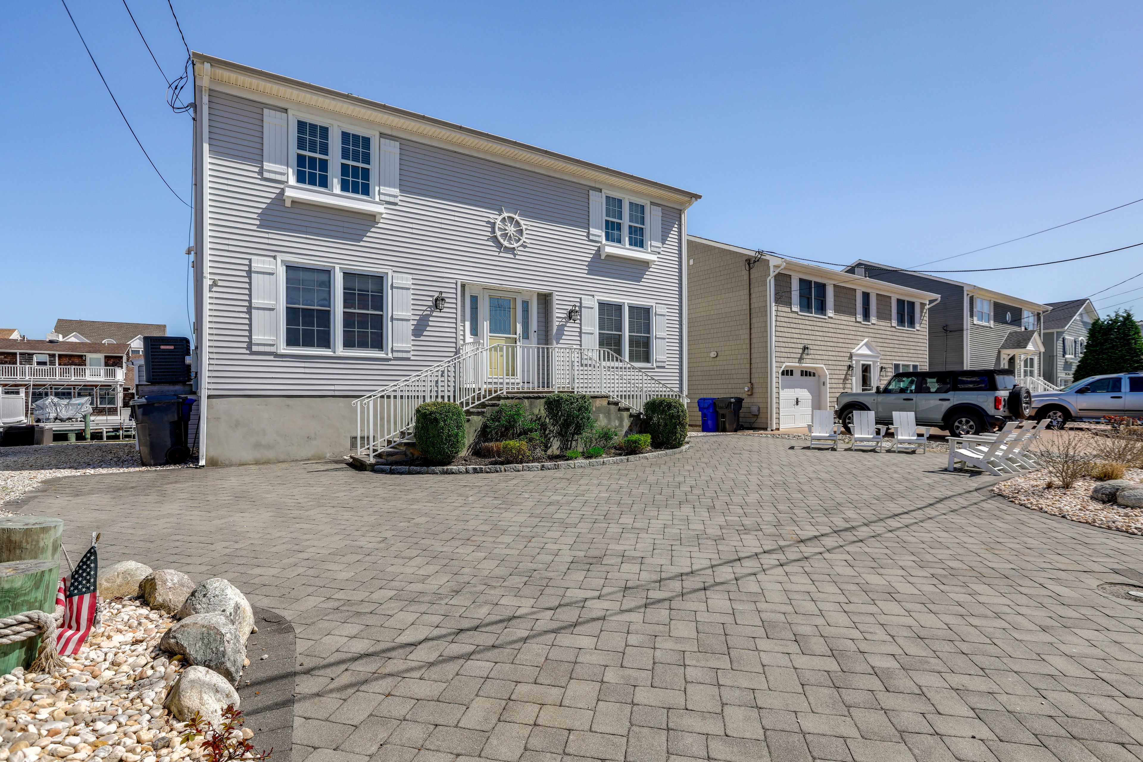 Parking | Driveway (4 Vehicles) | Free Street Parking (First-Come, First-Served)