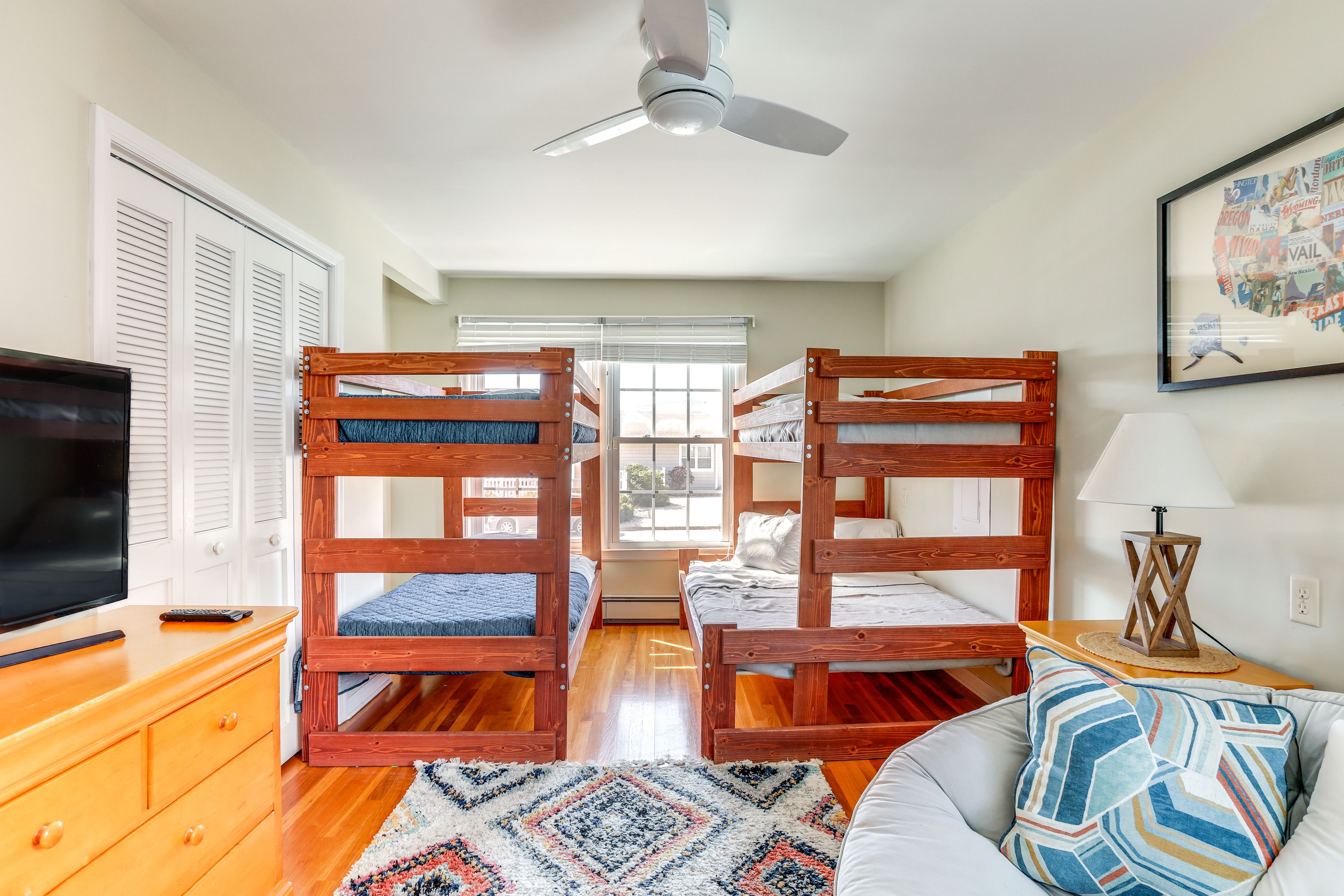 Bedroom 1 | 1st Floor | Twin Bunk Bed | Twin/Full Bunk Bed