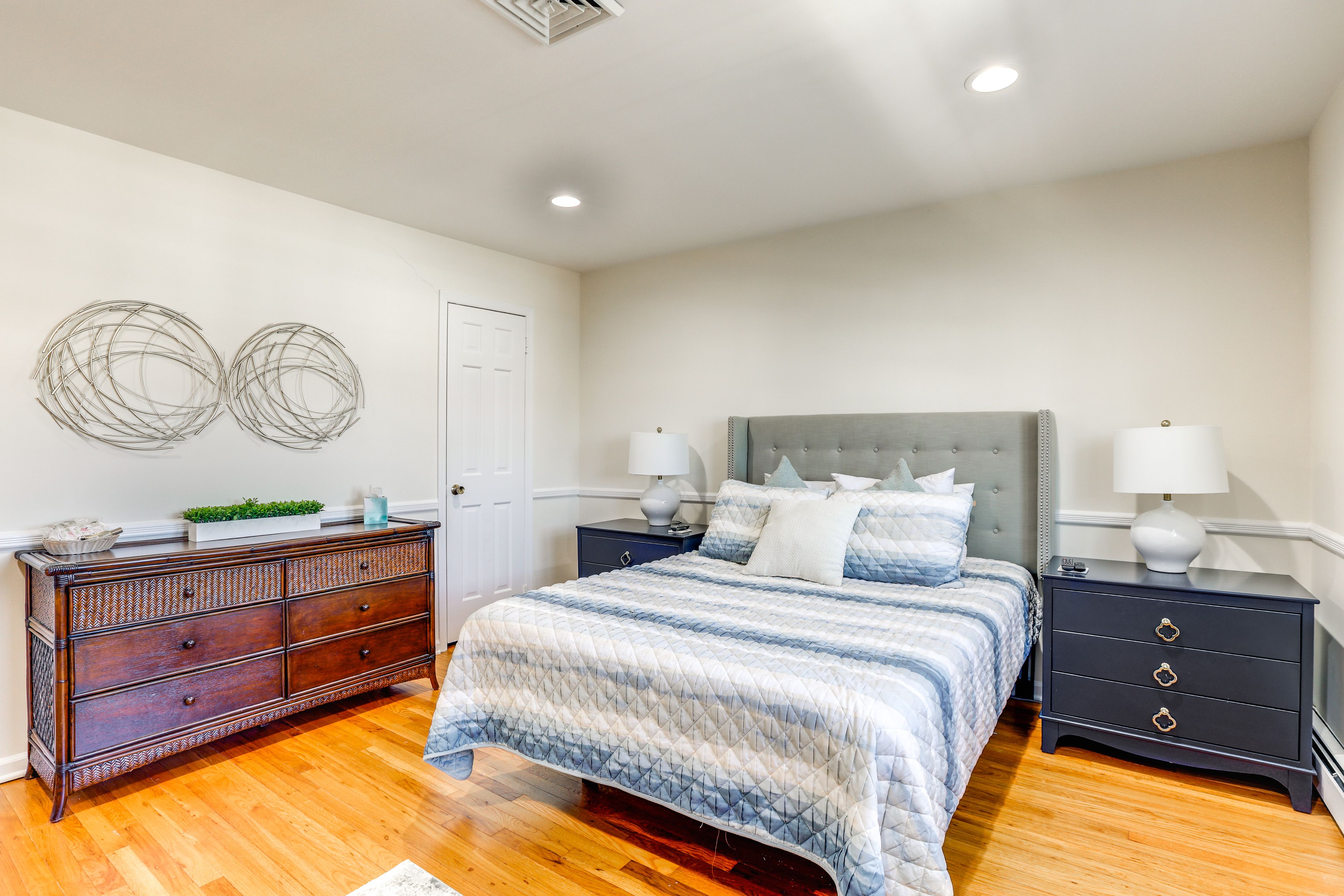 Bedroom 4 | 2nd Floor | Queen Bed