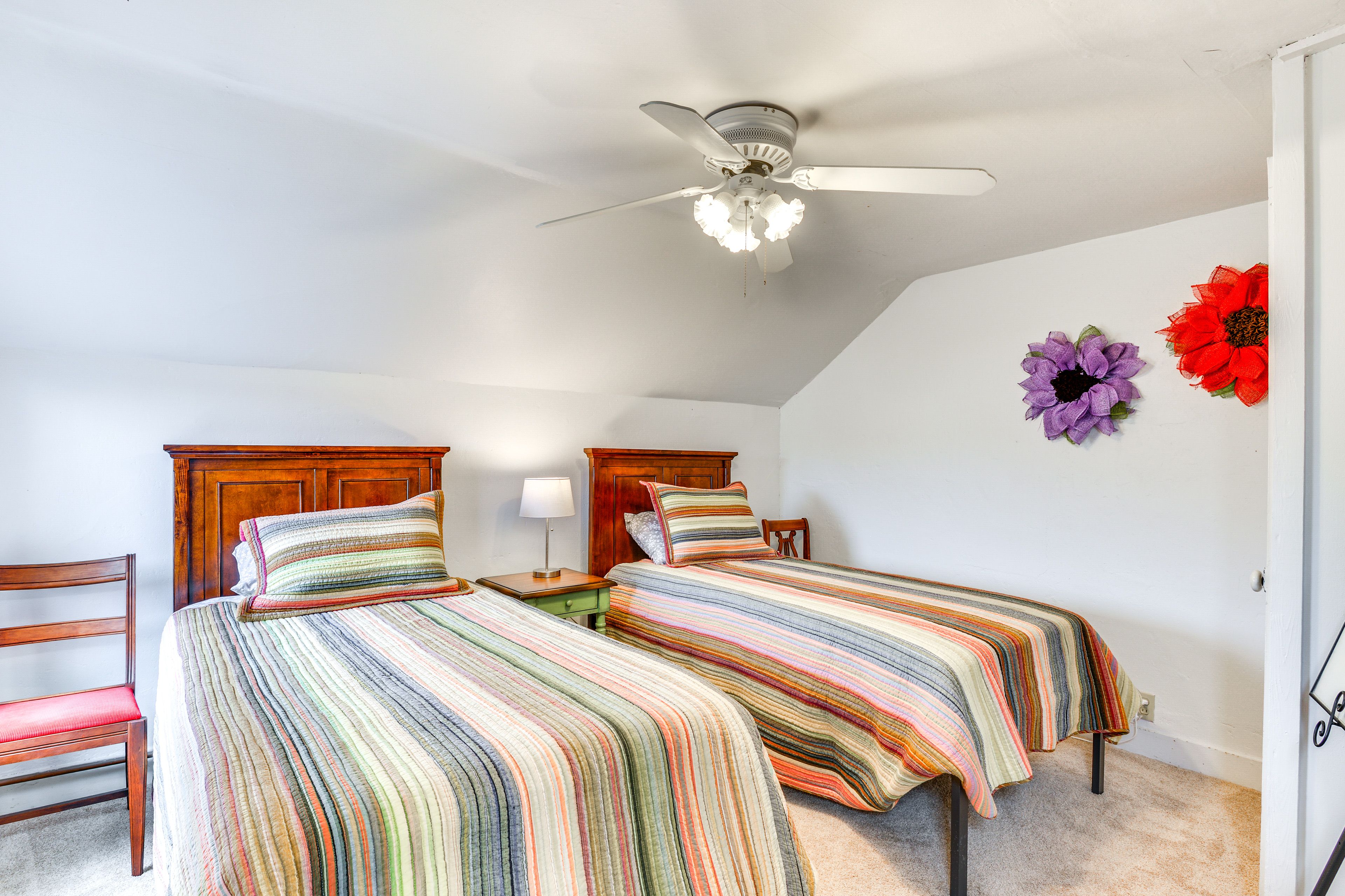 Bedroom 5 | 2nd Floor | 2 Twin Beds | Linens Provided