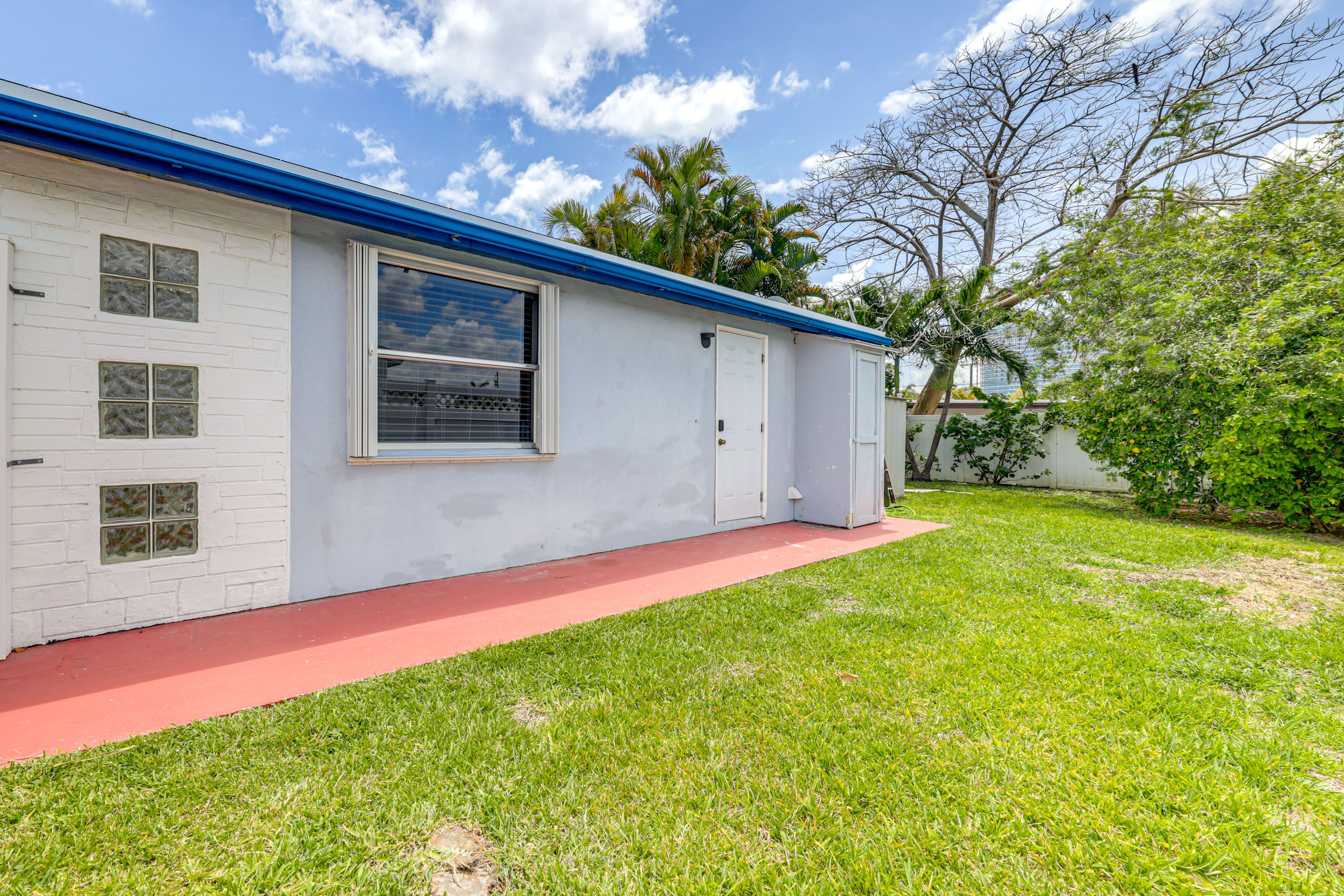 Studio Exterior | Private Yard