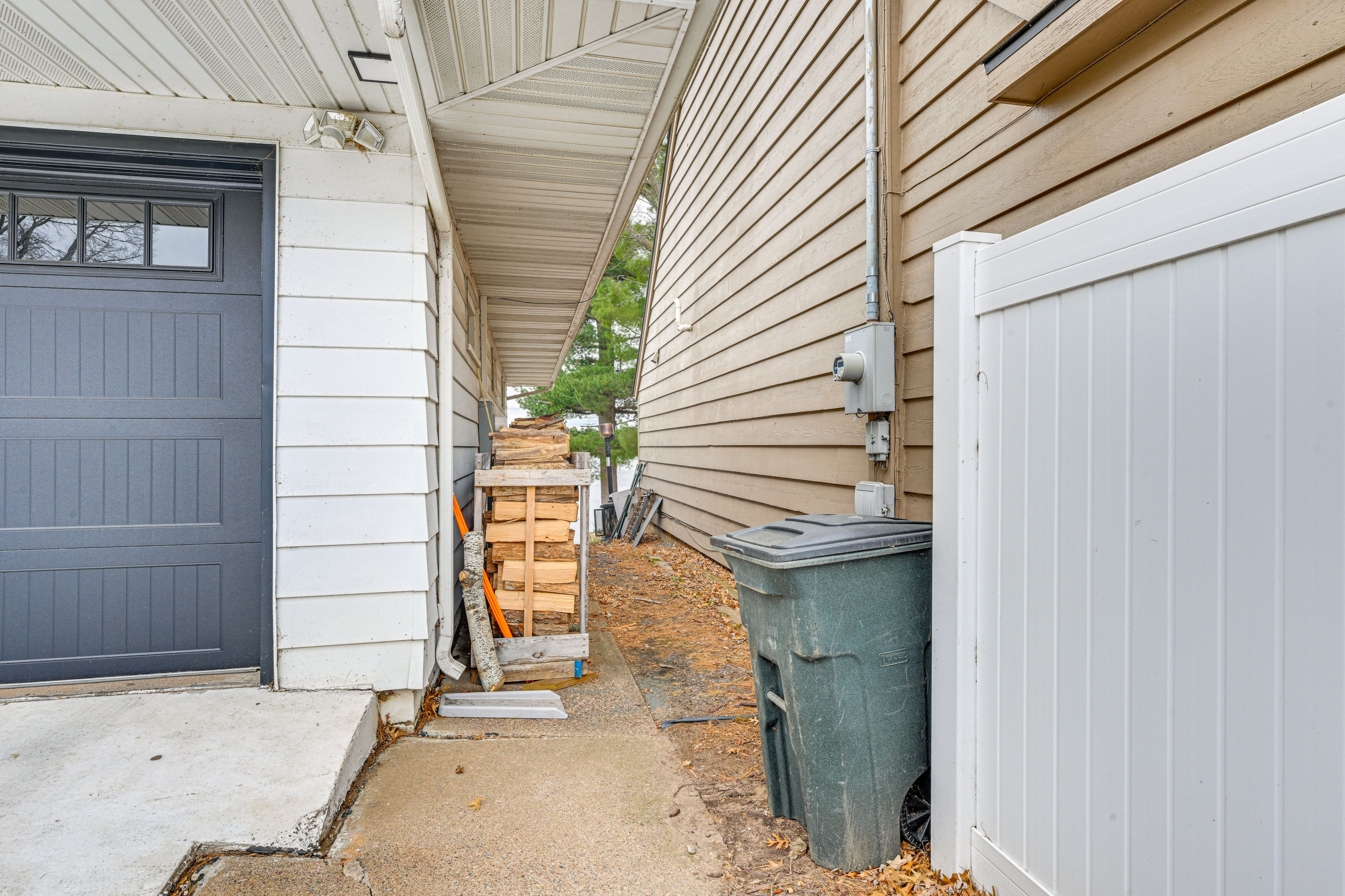 Side Walkway