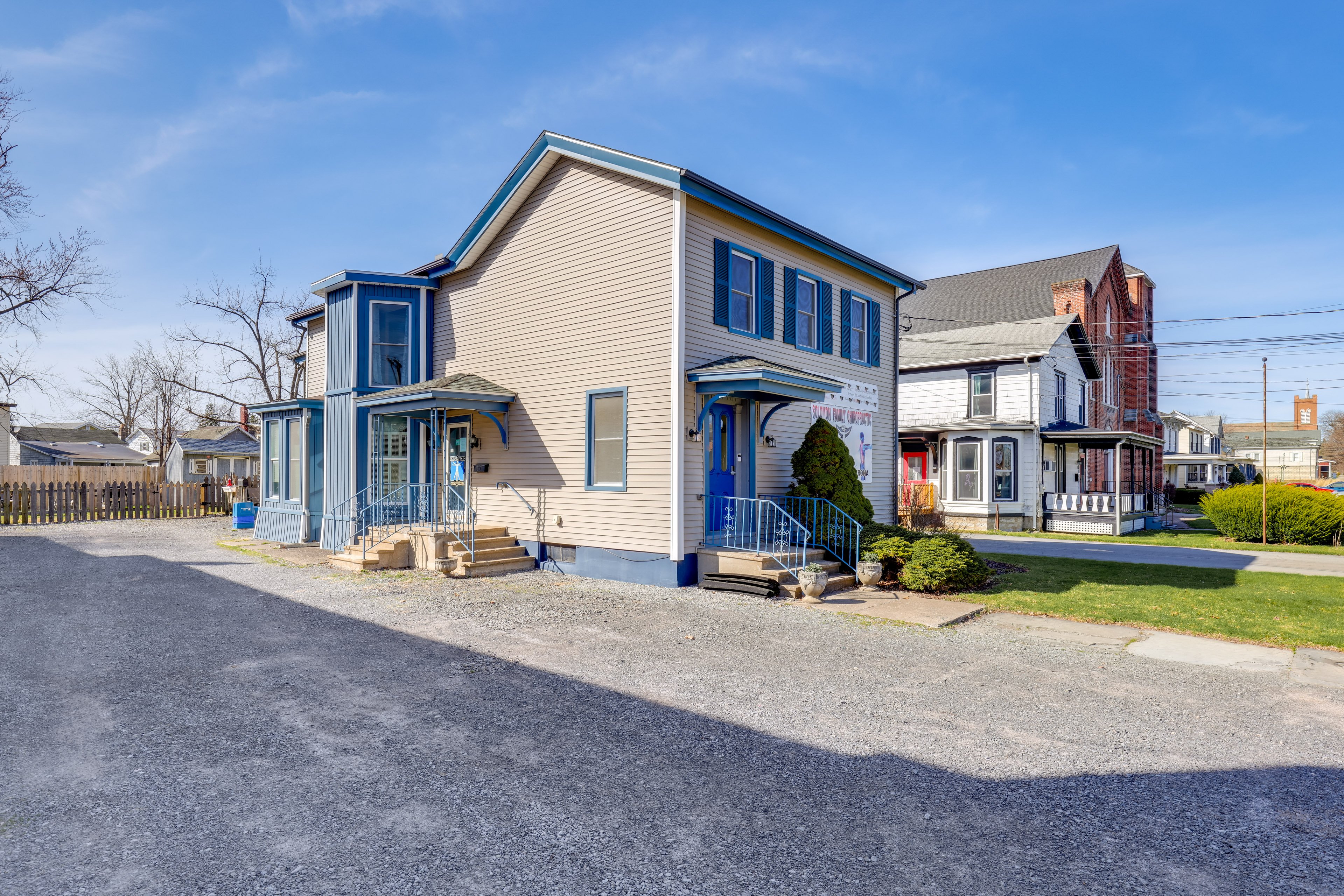 Parking | Driveway (3 Vehicles)
