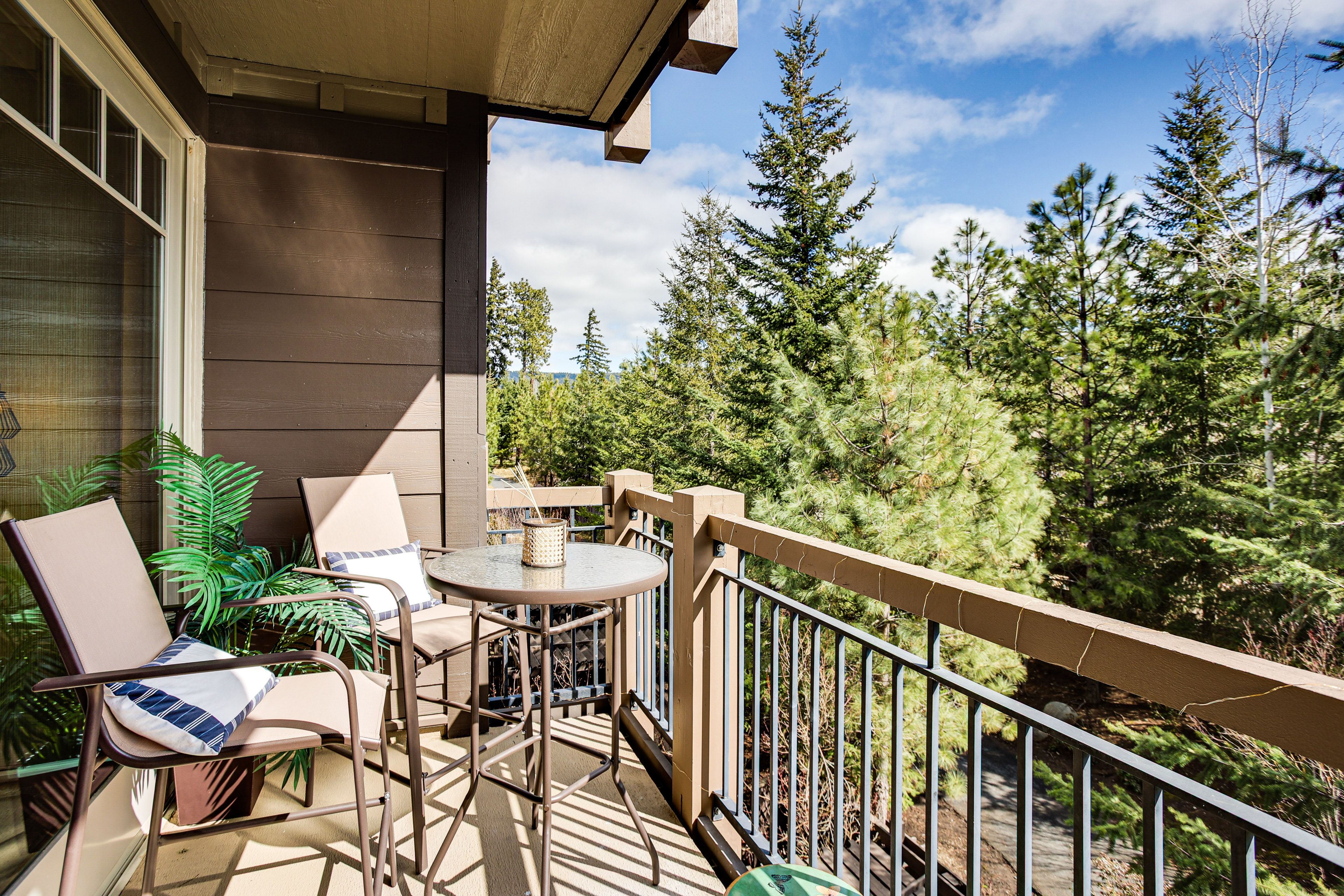 Cle Elum Vacation Rental | 1BR | 1BA | Step-Free Access | 900 Sq Ft