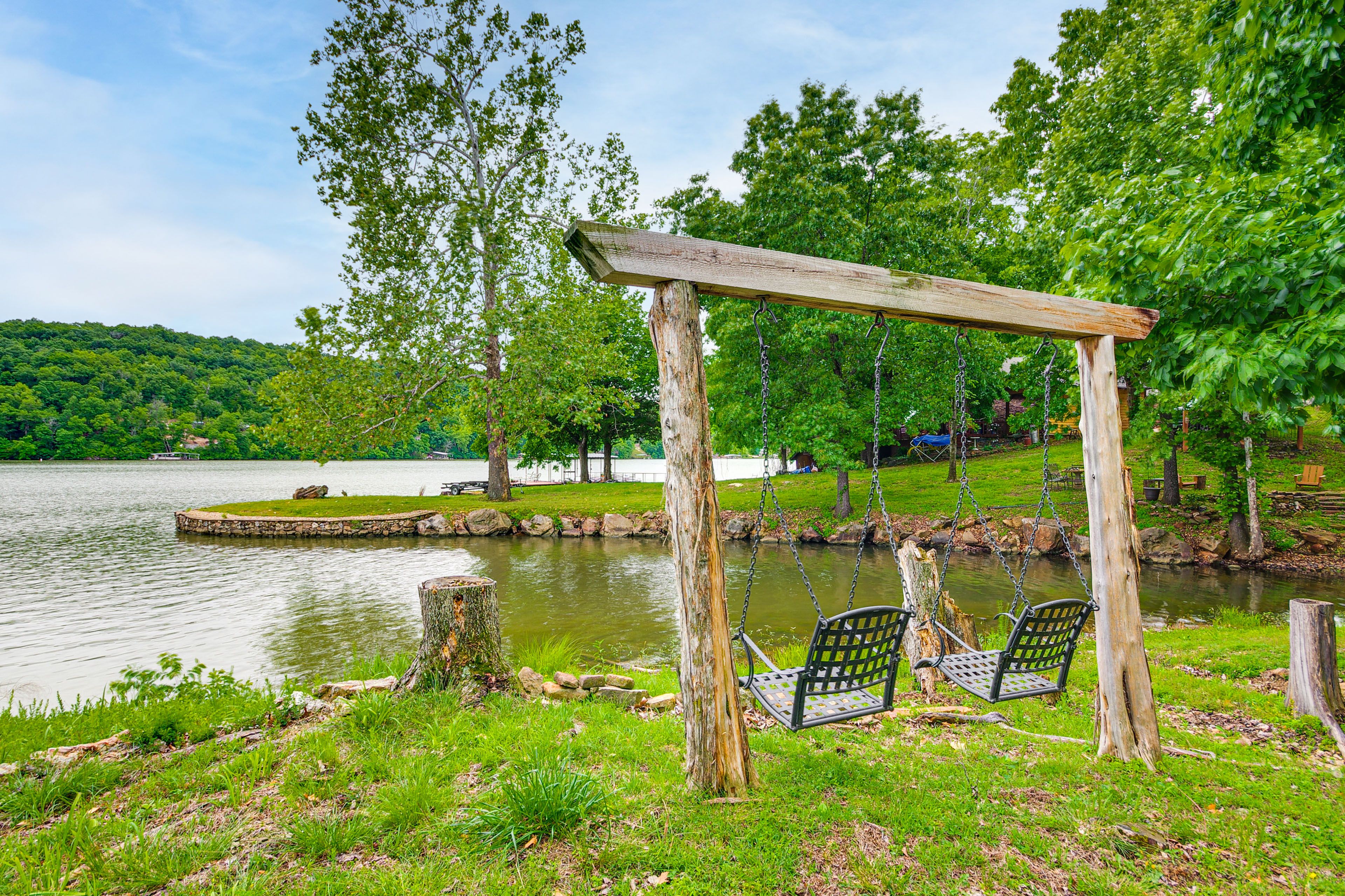 Lakefront Yard | Nearby Hiking Trails