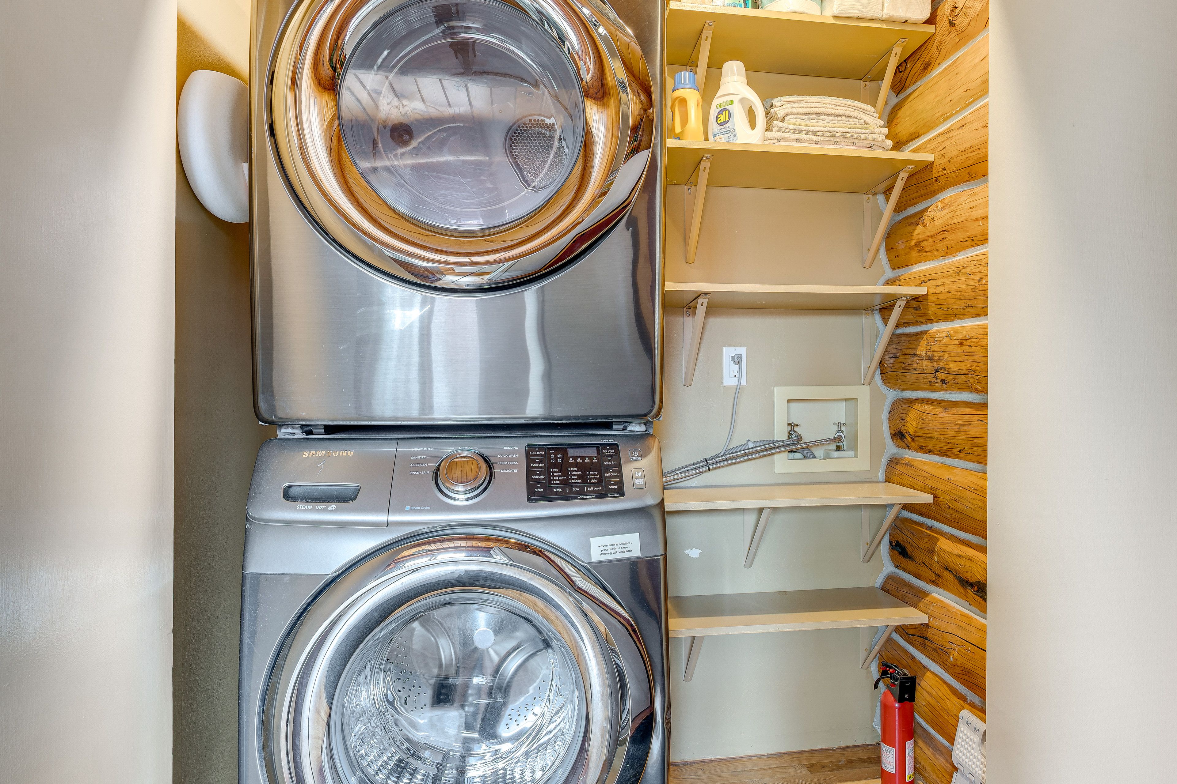 Laundry Area | 1st Floor