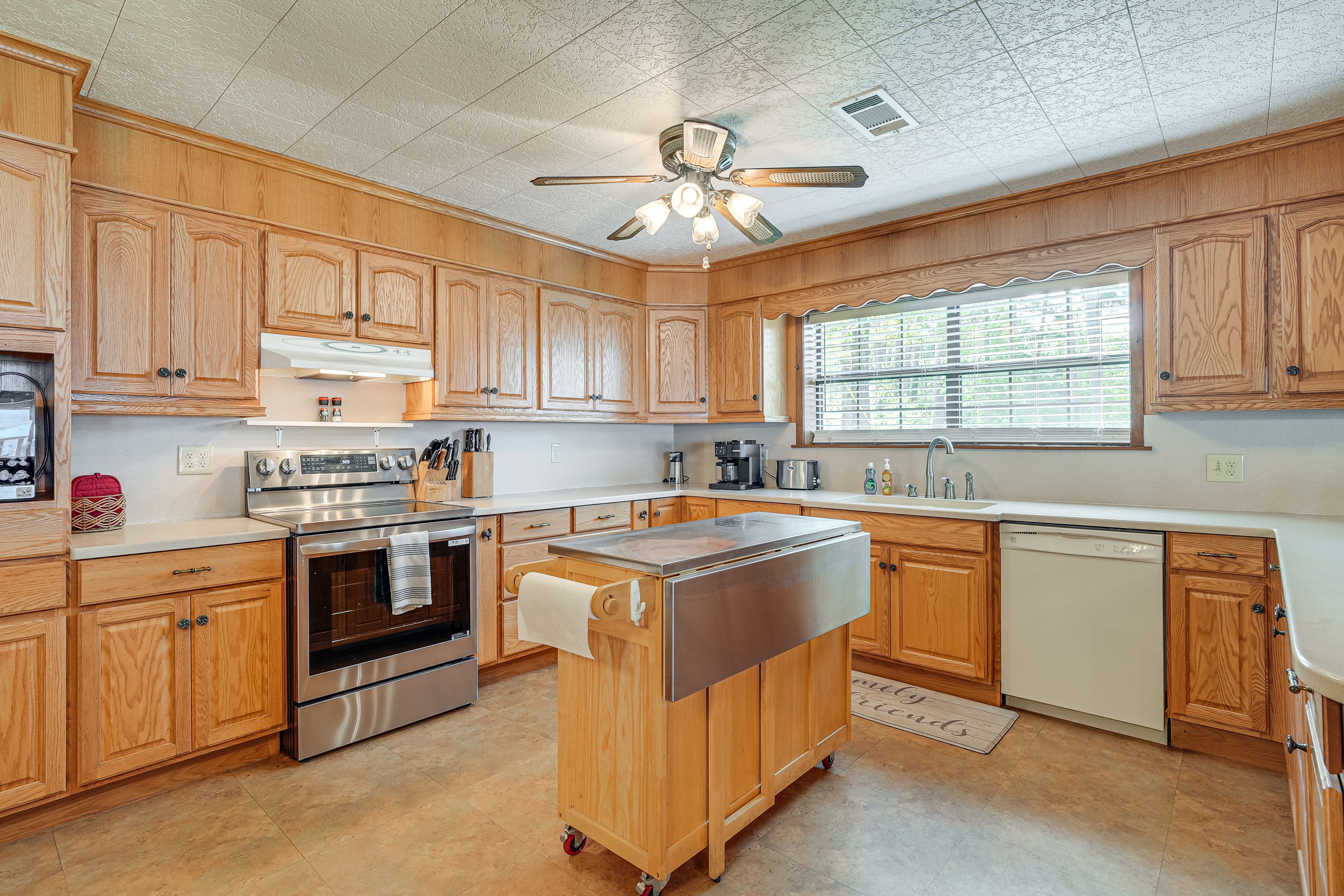 Kitchen | Cooking Basics | Dual Coffee Maker | Microwave | Toaster