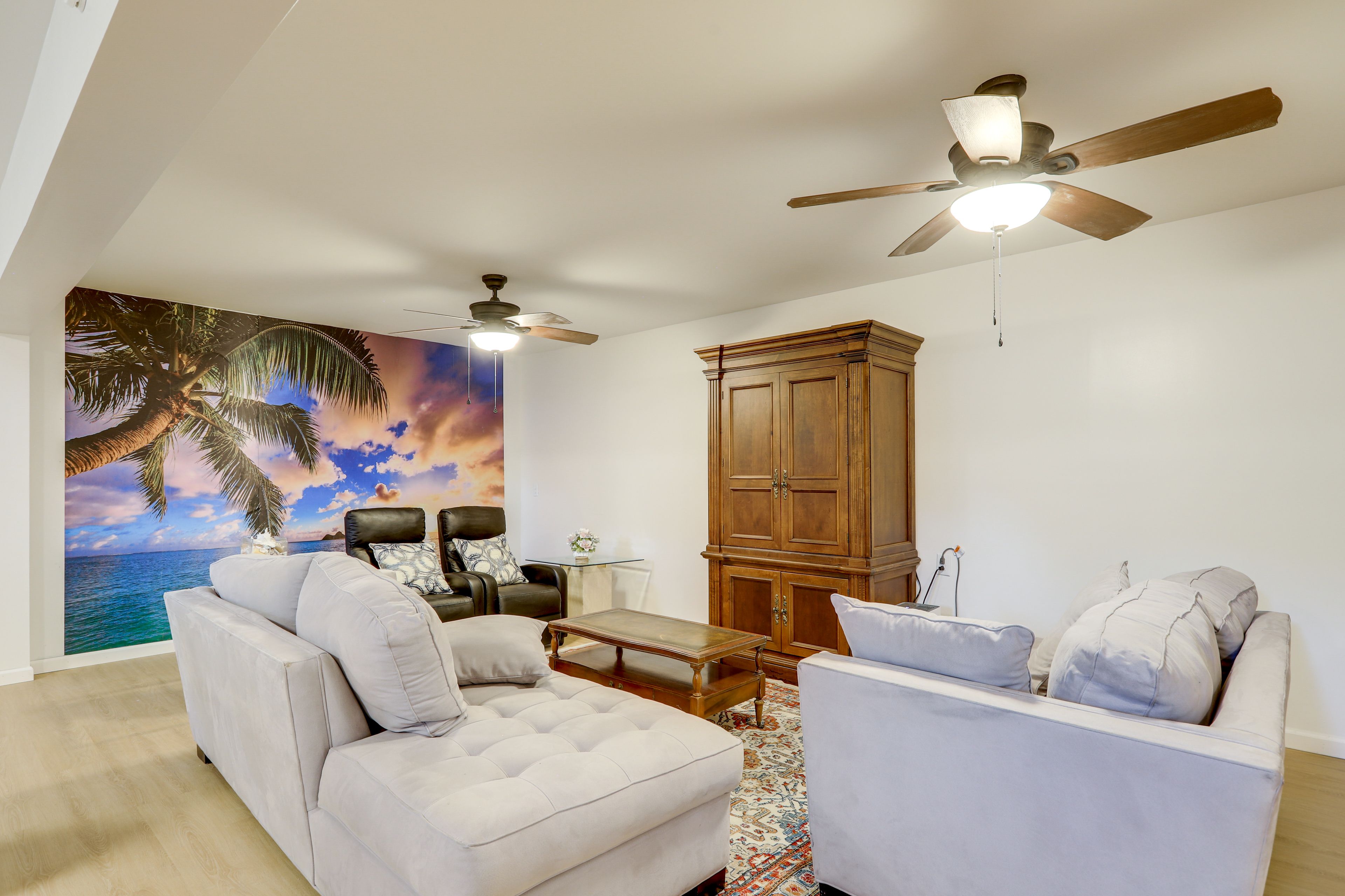 Living Room | Free WiFi