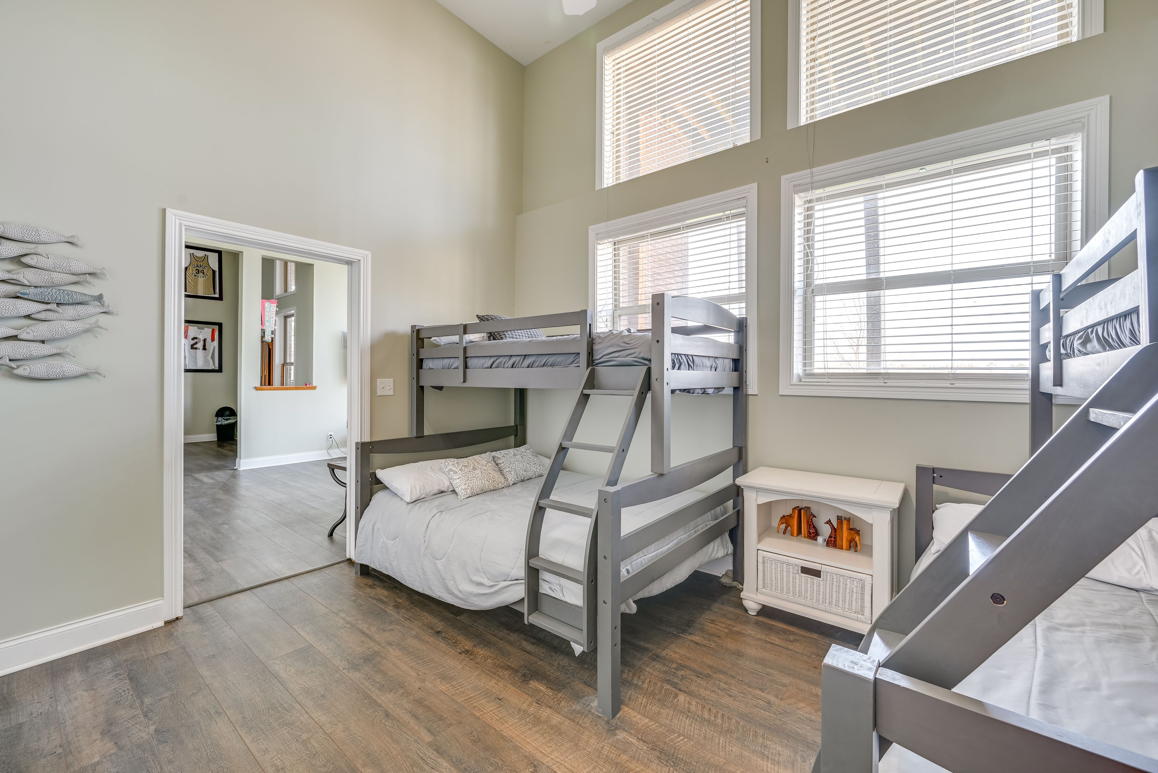 Bedroom 4 | Basement | 2 Twin/Queen Bunk Beds | Washer/Dryer | En-Suite Bathroom